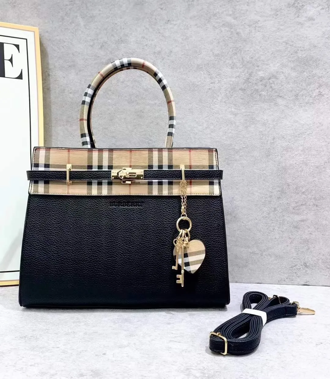 BURBERRY Satchel Purses and Handbags for Women Everyday Ladies Bags with Strap