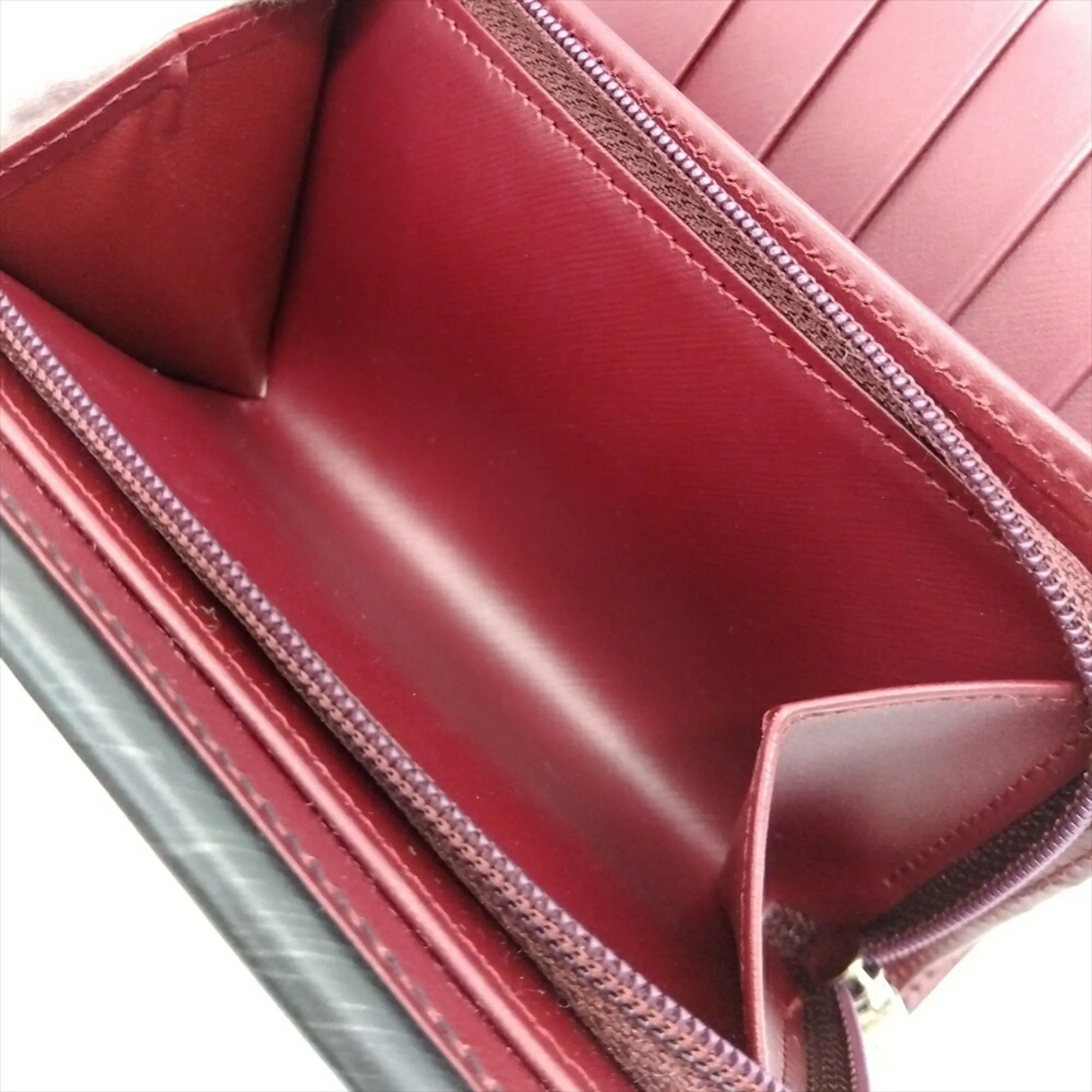 Cartier Leather Wallet (Bi-Fold) (Pre-Owned)