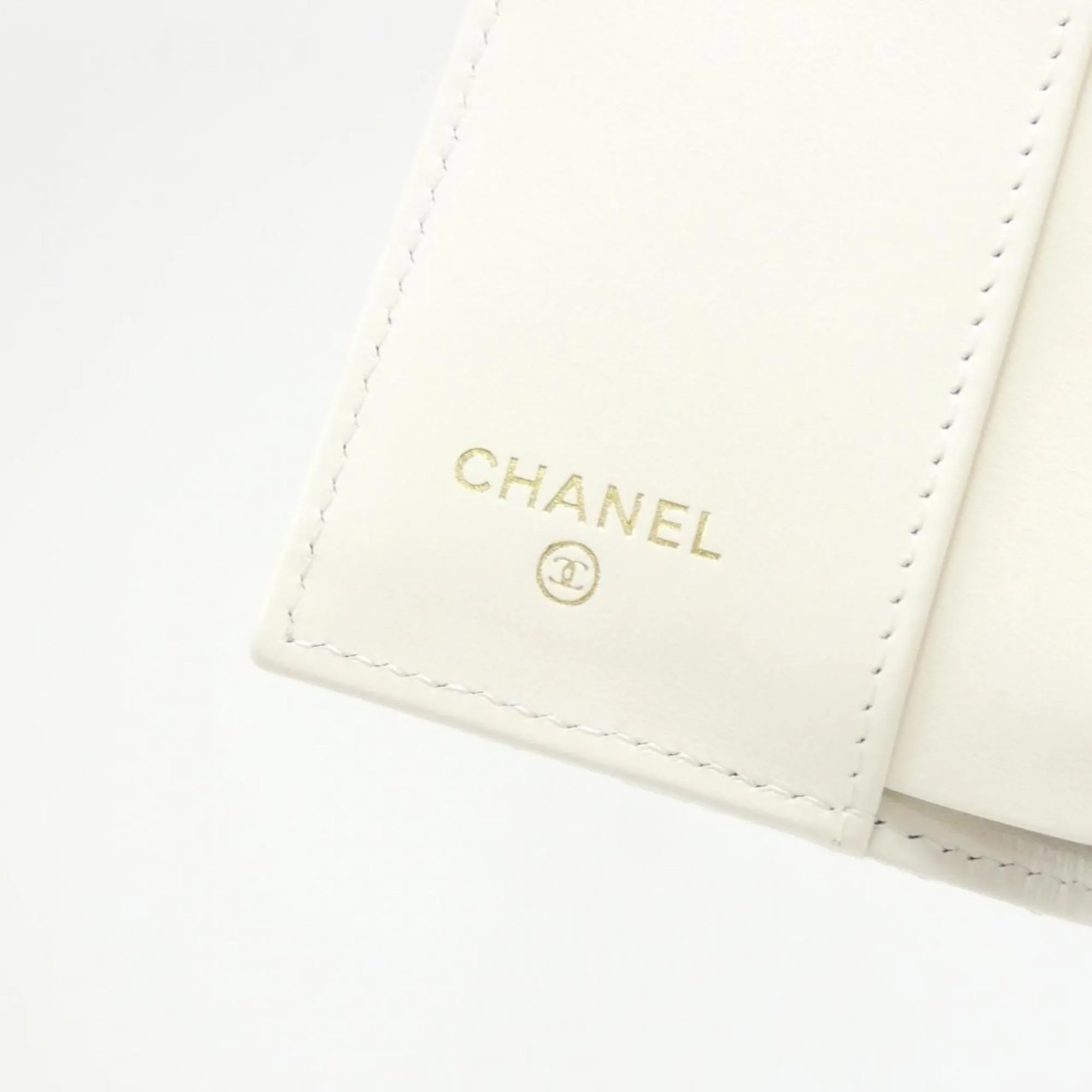 Chanel Caviar Leather Wallet (Tri-Fold) (Pre-Owned)