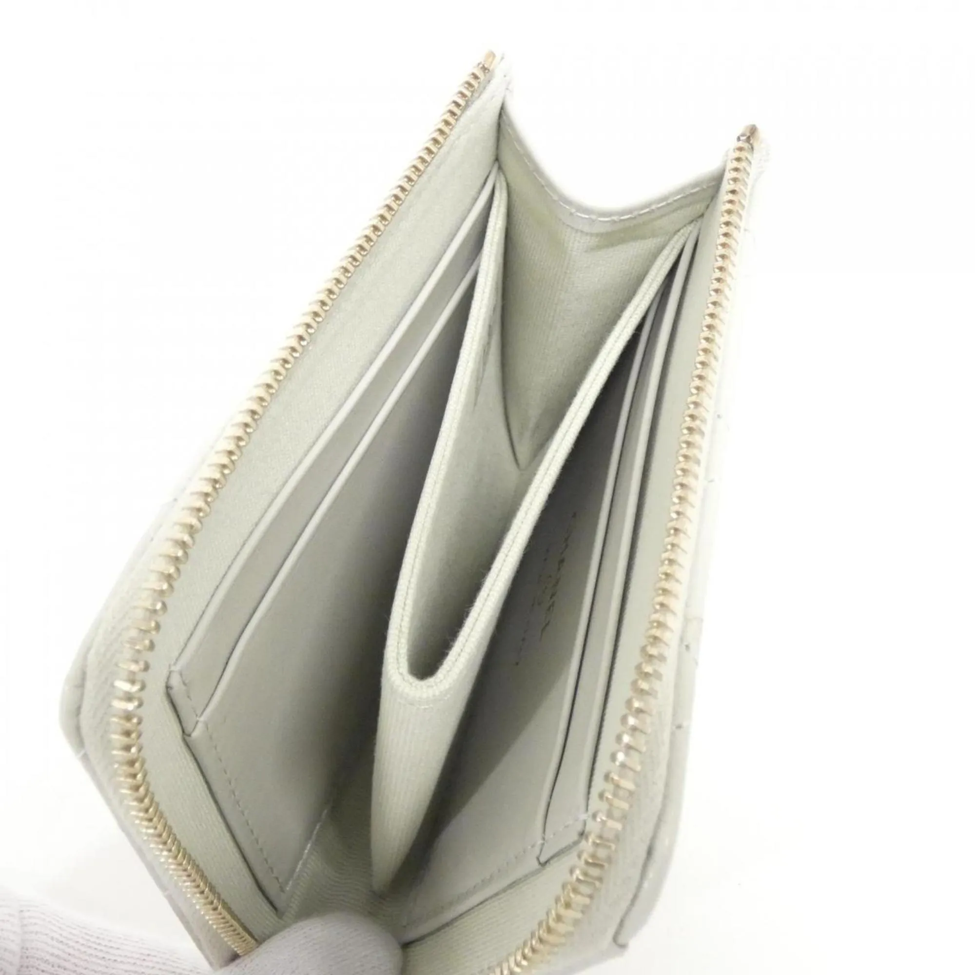 Chanel  Grained Calfskin Wallet (Bi-Fold) (Pre-Owned)