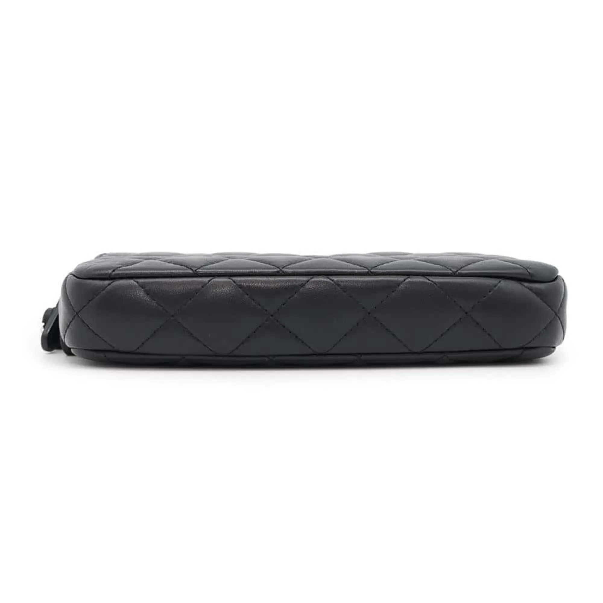 Chanel Leather Chain/Shoulder Wallet (Pre-Owned)