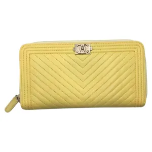 Chanel Leather Long Wallet (Bi-Fold) (Pre-Owned)