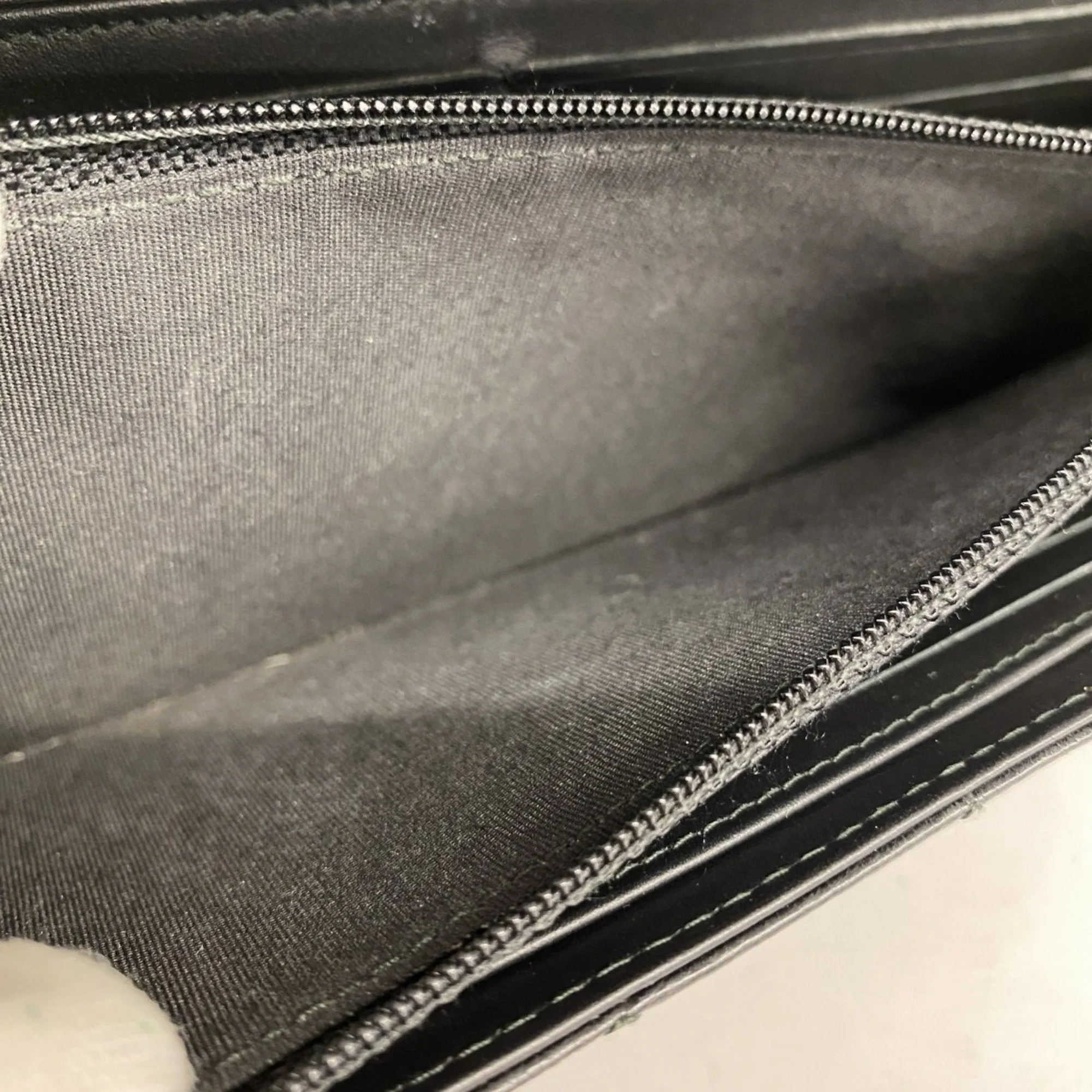 Chanel Leather Long Wallet (Bi-Fold) (Pre-Owned)