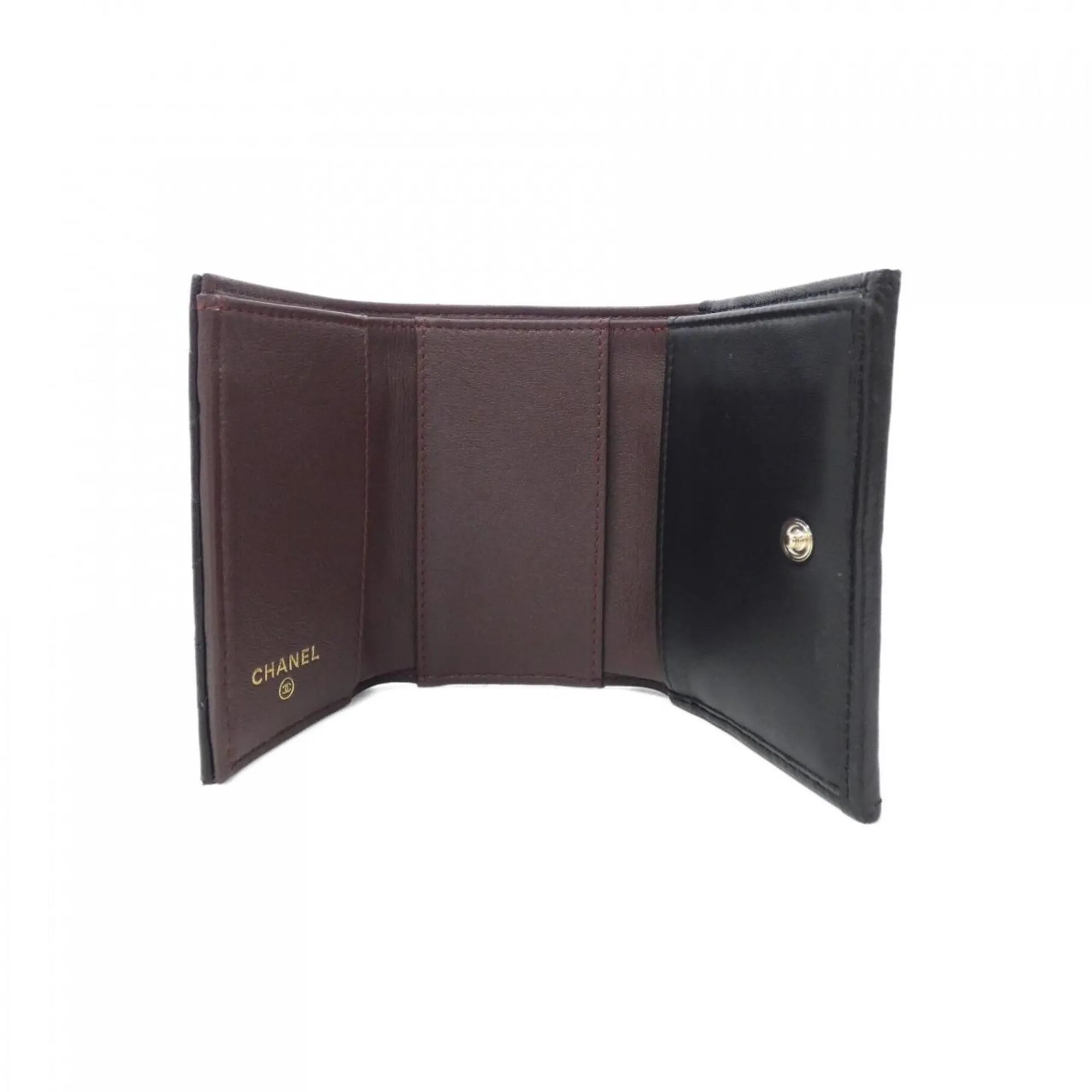 Chanel  Leather Wallet (Bi-Fold) (Pre-Owned)