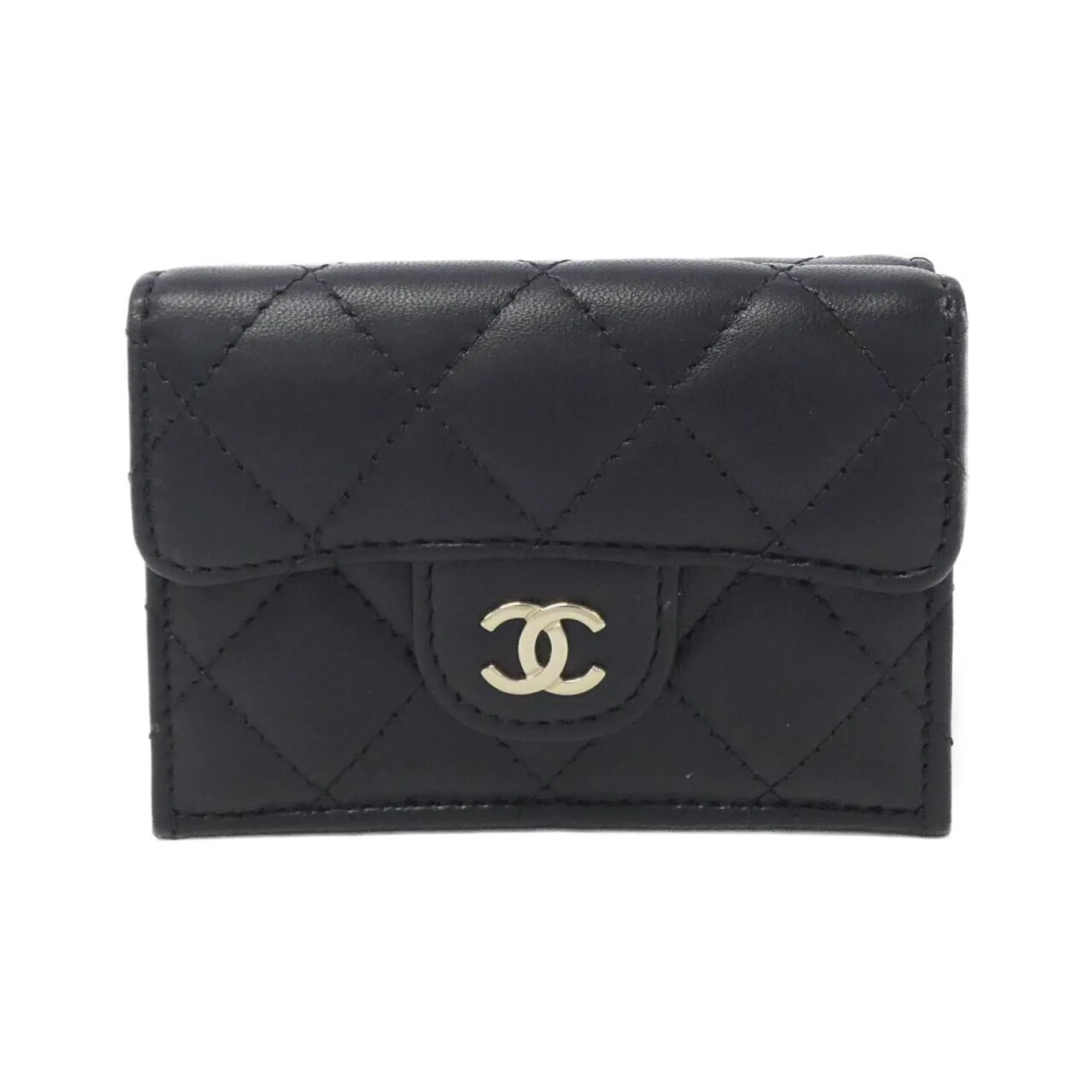 Chanel  Leather Wallet (Bi-Fold) (Pre-Owned)