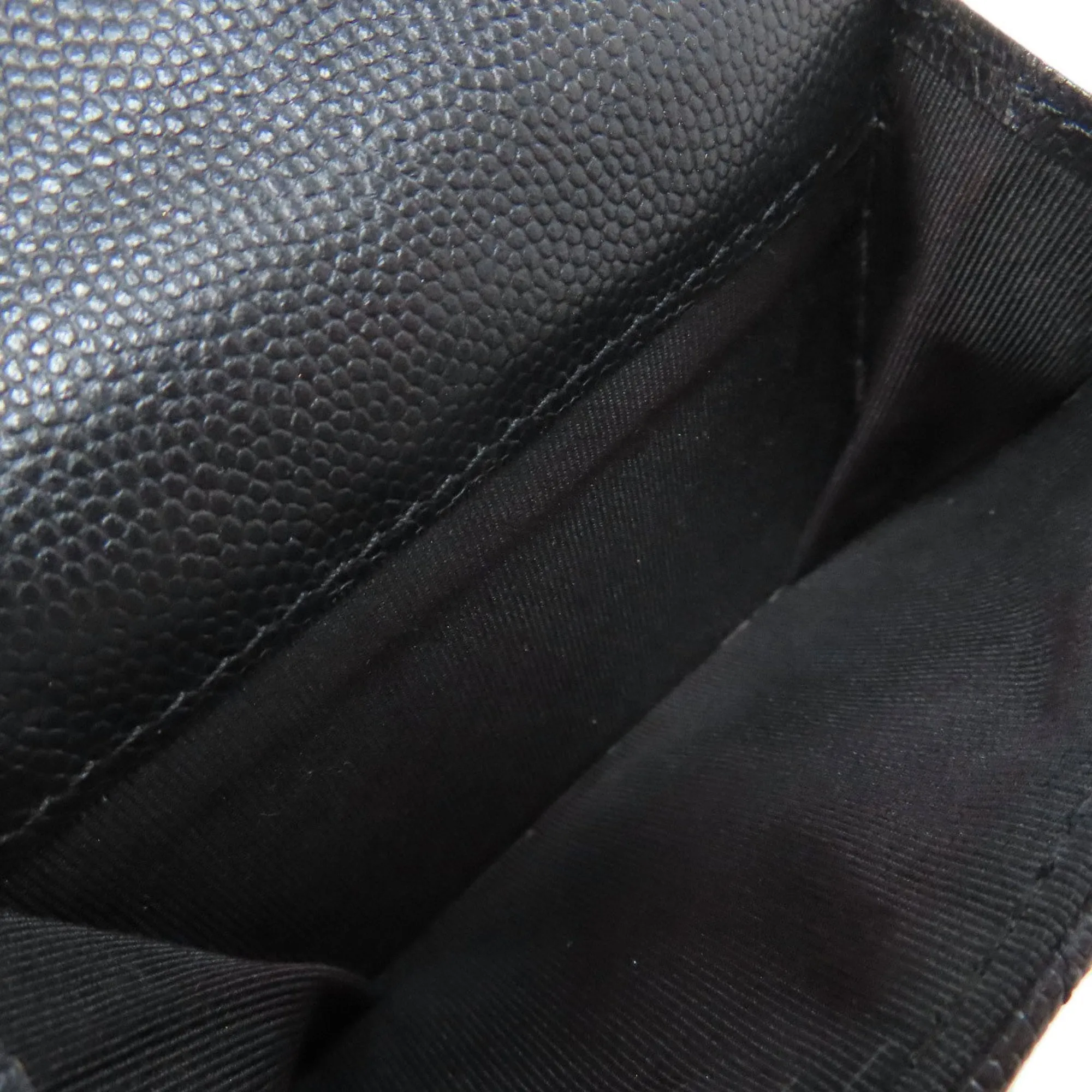 Chanel Leather Wallet (Tri-Fold) (Pre-Owned)