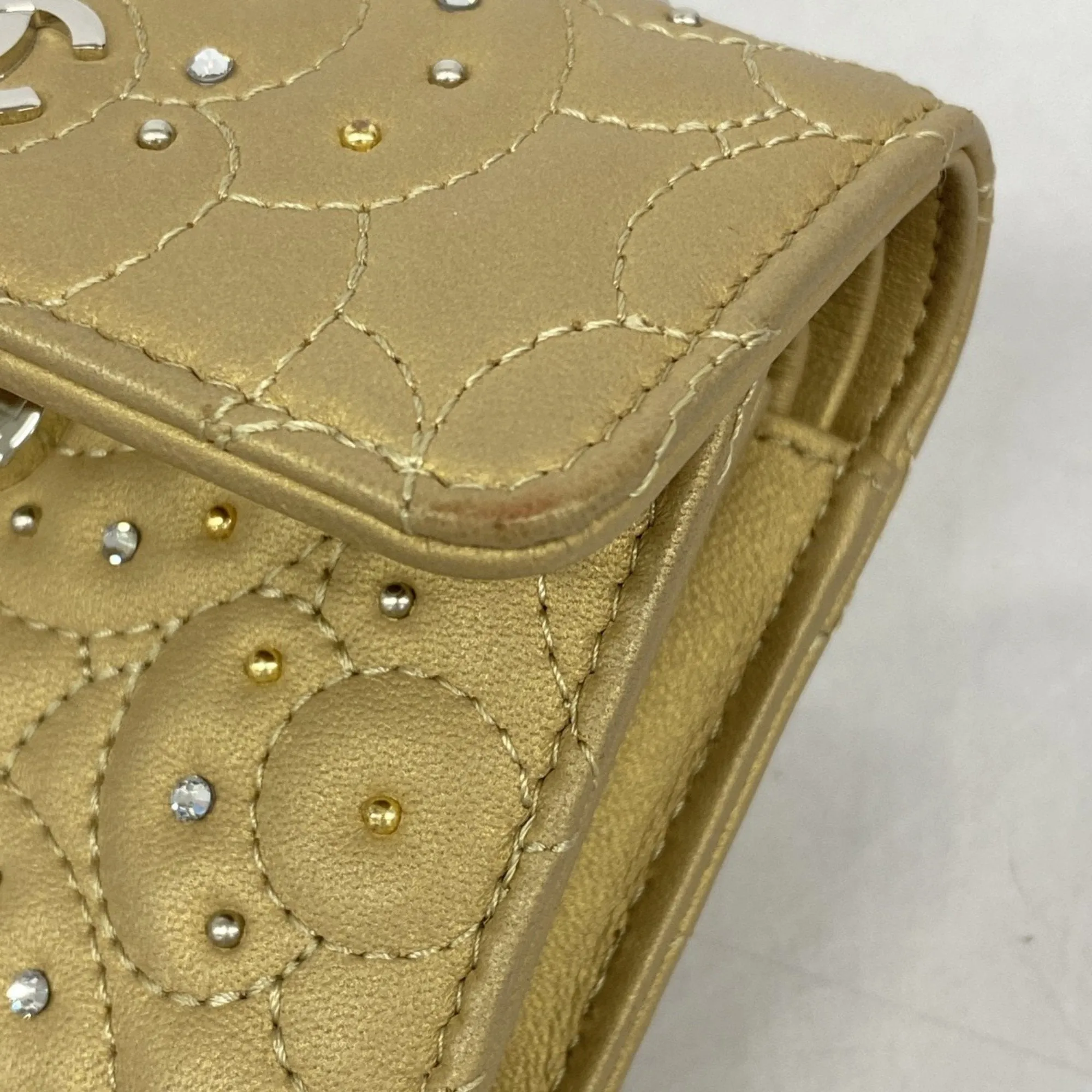 Chanel Leather Wallet (Tri-Fold) (Pre-Owned)