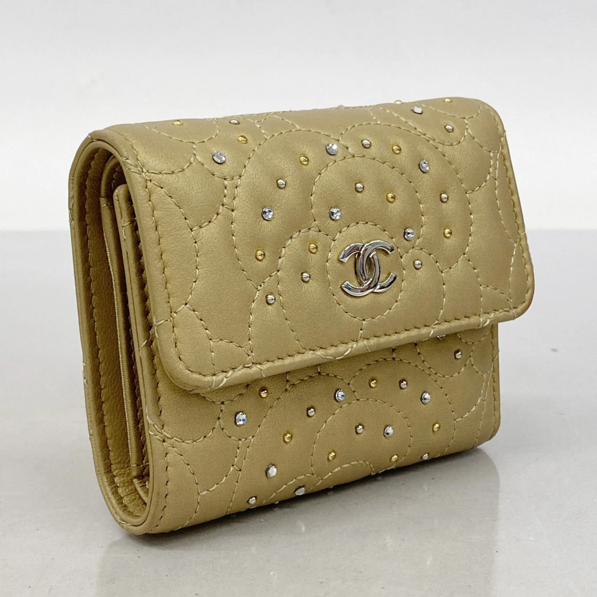 Chanel Leather Wallet (Tri-Fold) (Pre-Owned)