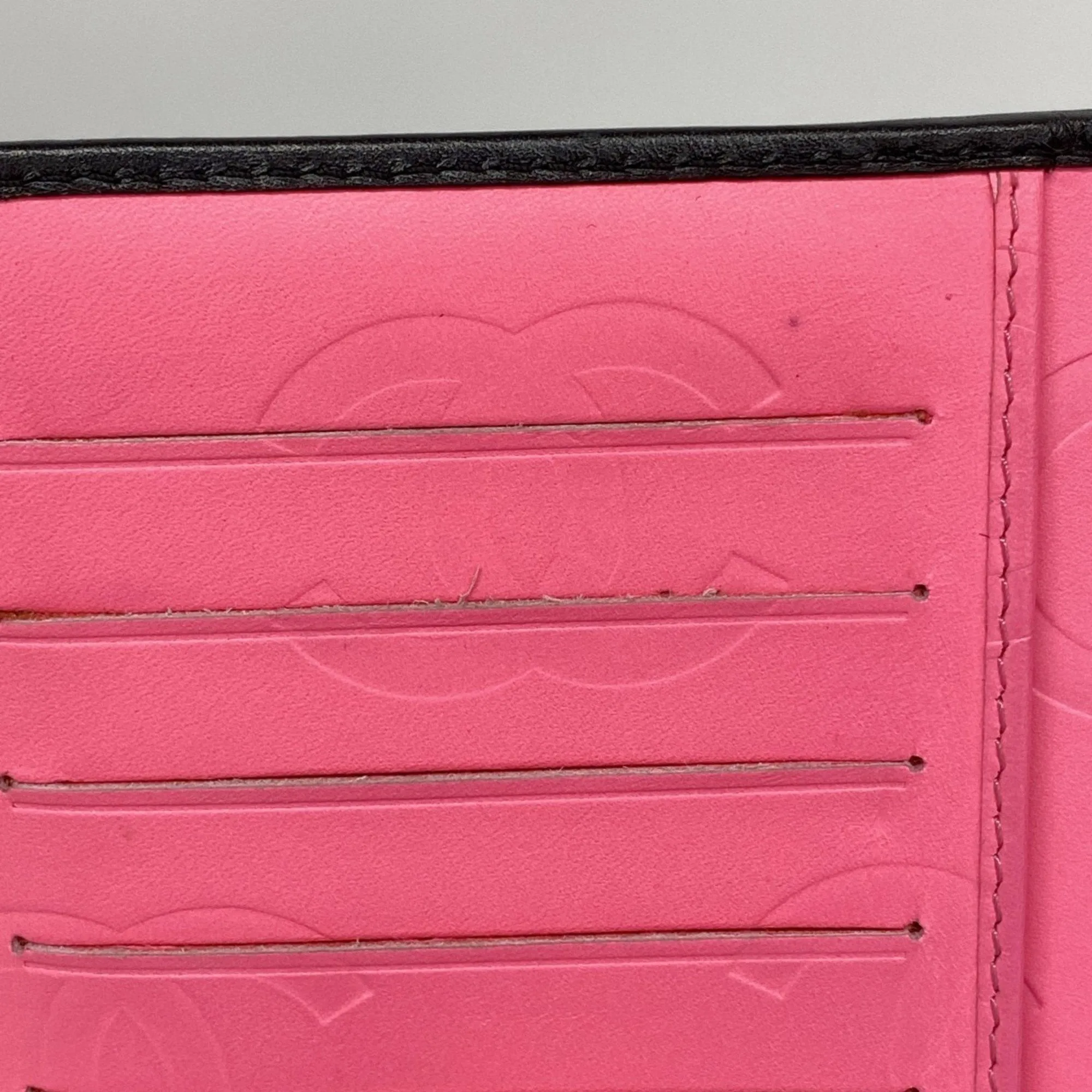 Chanel Patent Leather Leather Long Wallet (Bi-Fold) (Pre-Owned)