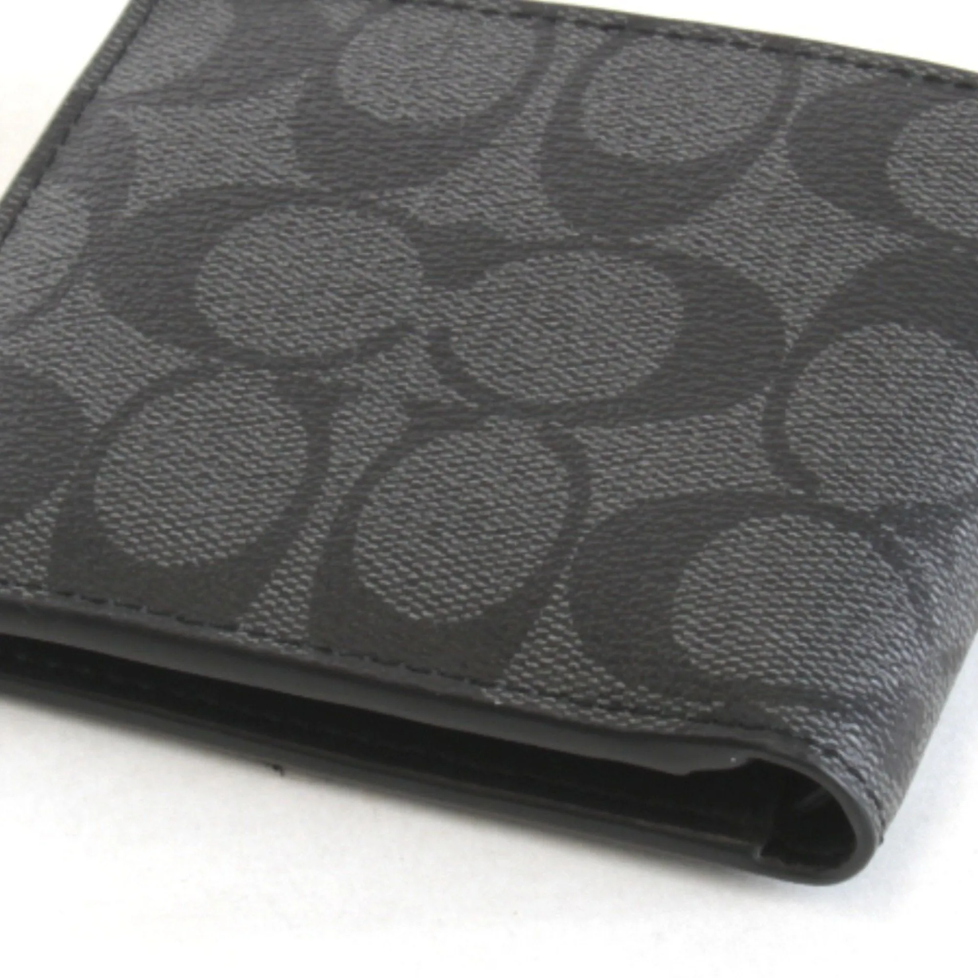 Coach Signature Signature Line Wallet (Bi-Fold) (Pre-Owned)