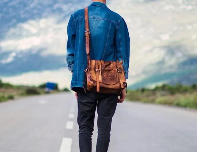 Cool Leather Mens Messenger Bag Shoulder Bags Vintage Crossbody Bag for Men