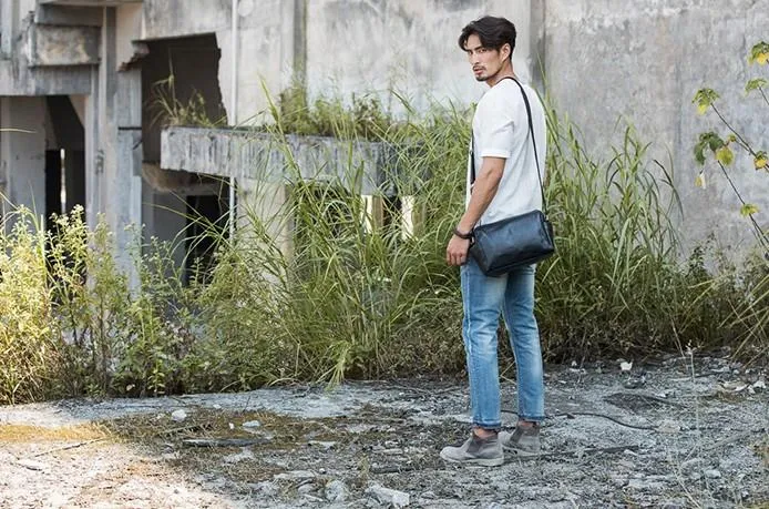 Cool Small Leather Black Mens Messenger Bags Shoulder Bags  for Men