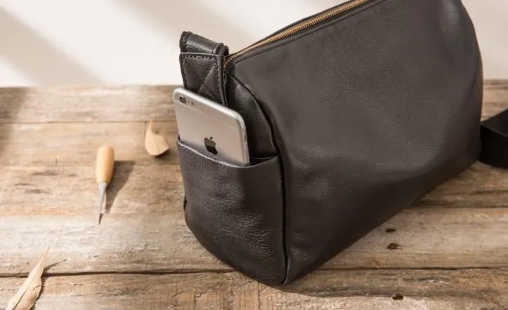 Cool Small Leather Black Mens Messenger Bags Shoulder Bags  for Men