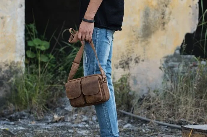 Cool Small Leather Mens Shoulder Bags Messengers Bag for Men