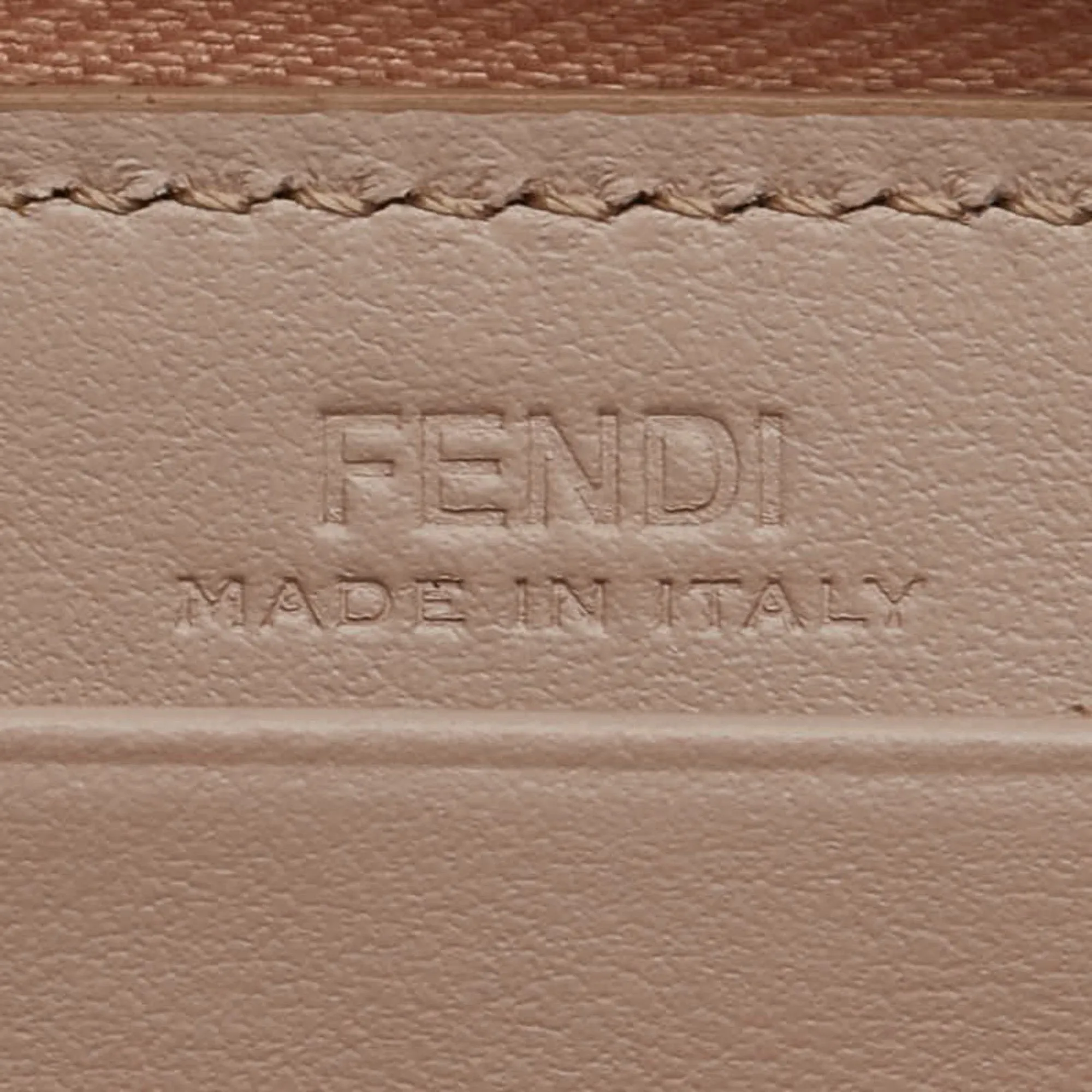 Fendi Leather Long Wallet (Bi-Fold) (Pre-Owned)