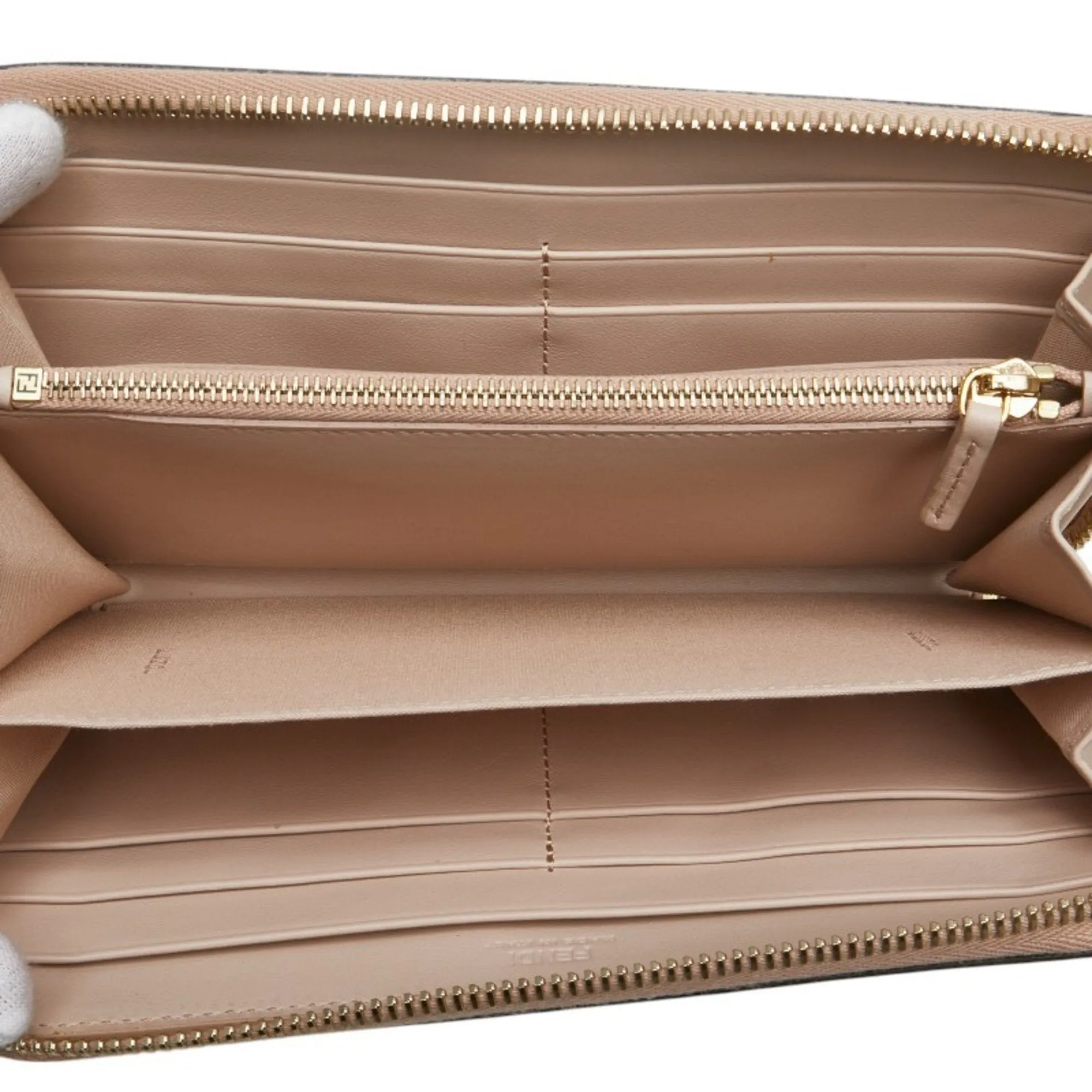 Fendi Leather Long Wallet (Bi-Fold) (Pre-Owned)