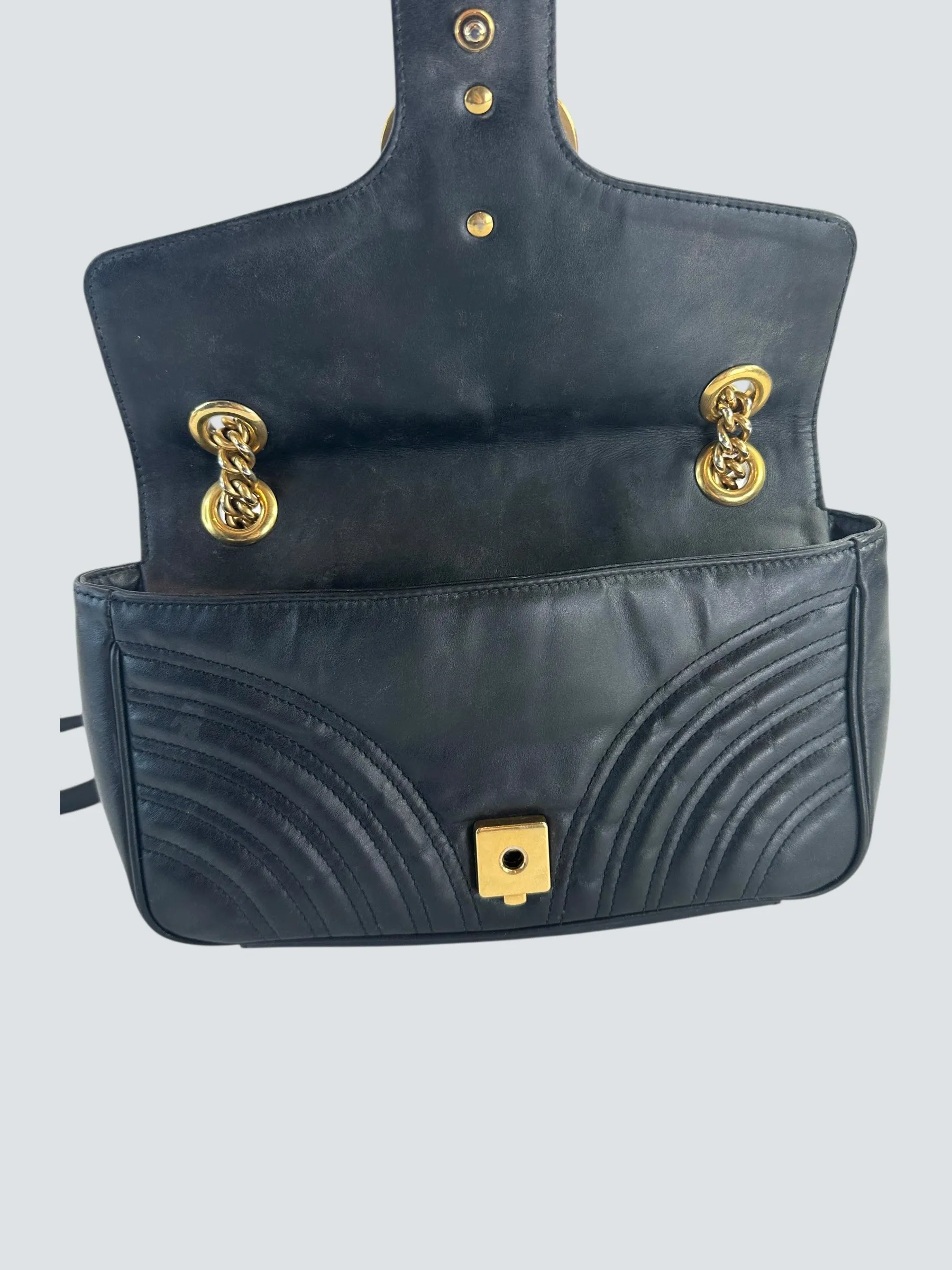 Gucci Black Leather Marmont handbag