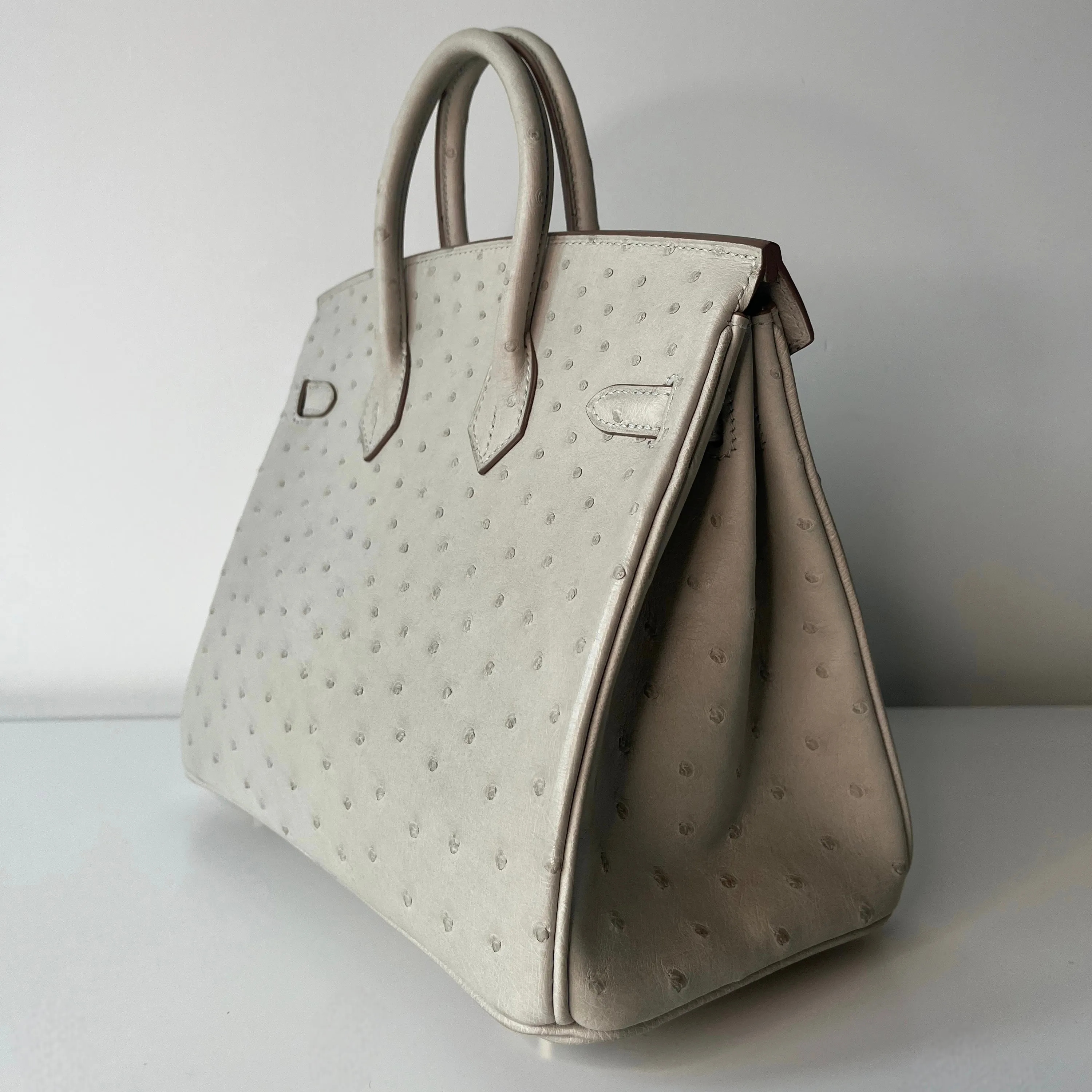 Hermes Birkin 25 Gris Perle Ostrich Gold Hardware
