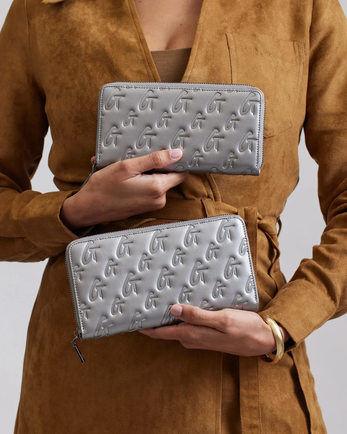 JUMBO MONOGRAM WALLET - PLATINUM