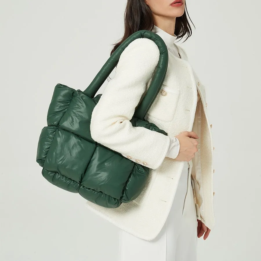 LARGE TOTE PADDED HANDBAGS