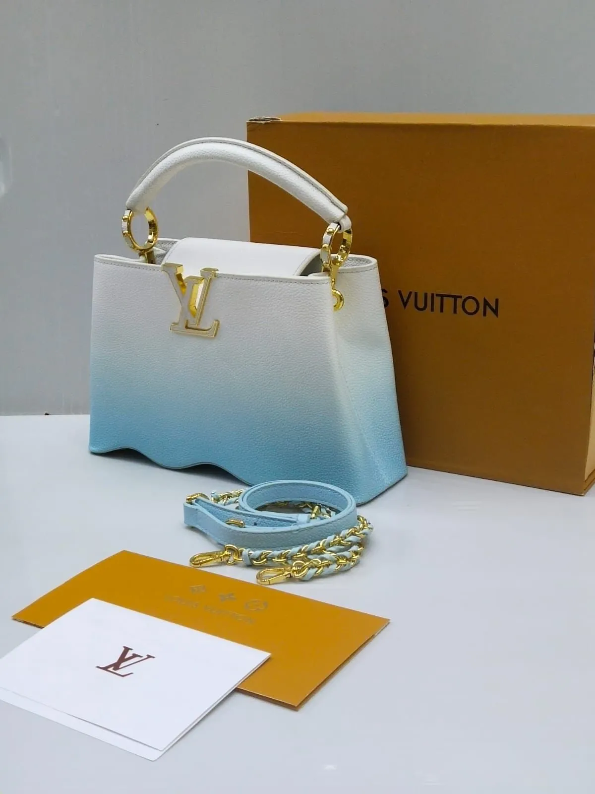 Louis Vuitton Capucines Taurillon Bag