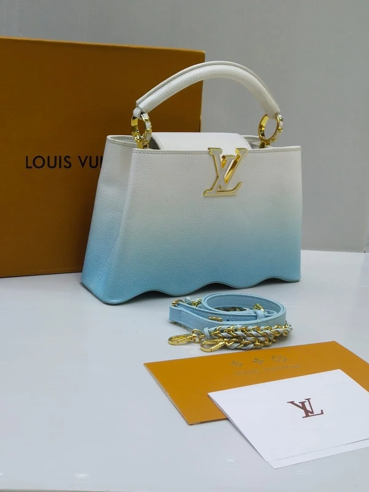 Louis Vuitton Capucines Taurillon Bag