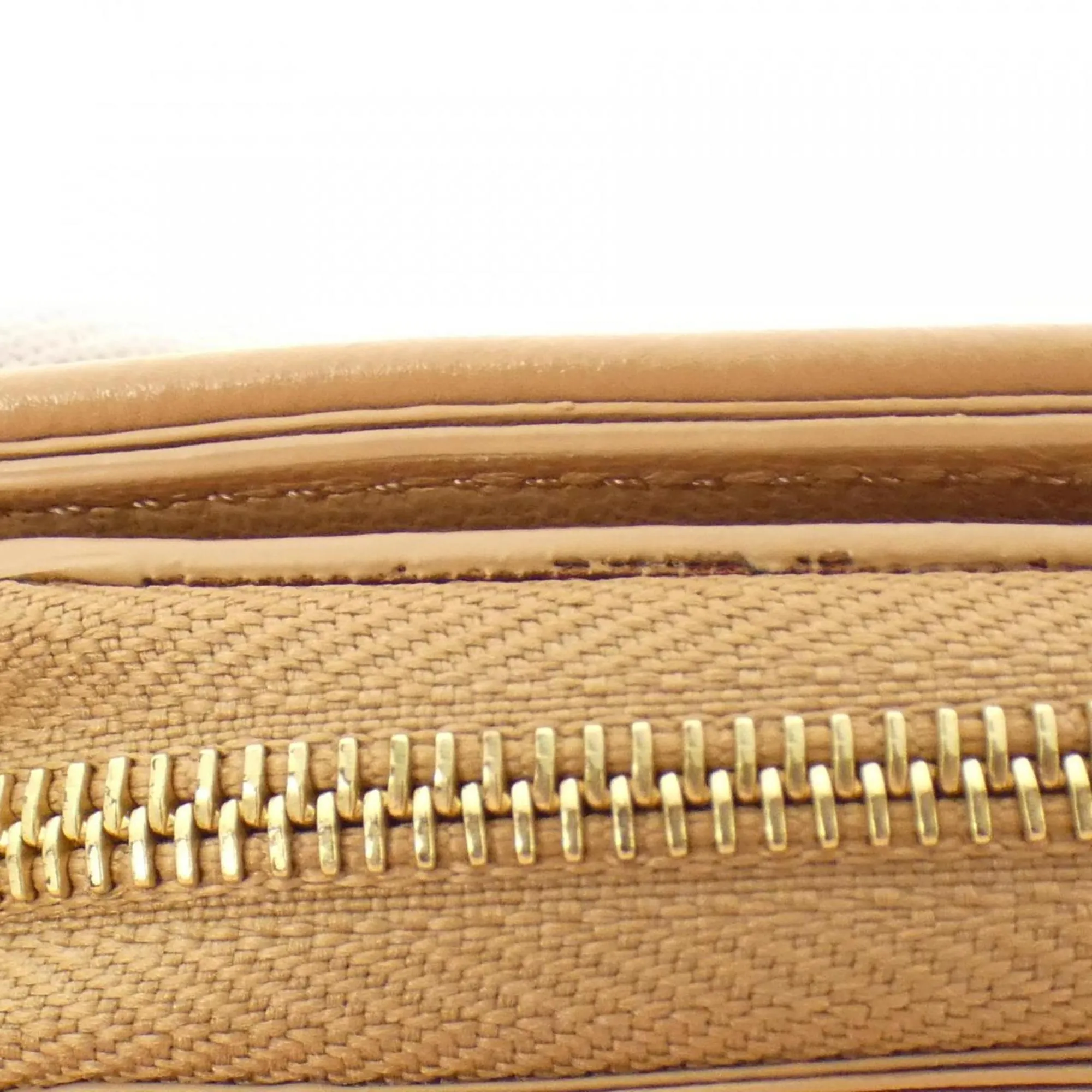 Louis Vuitton Leather Wallet (Bi-Fold) (Pre-Owned)