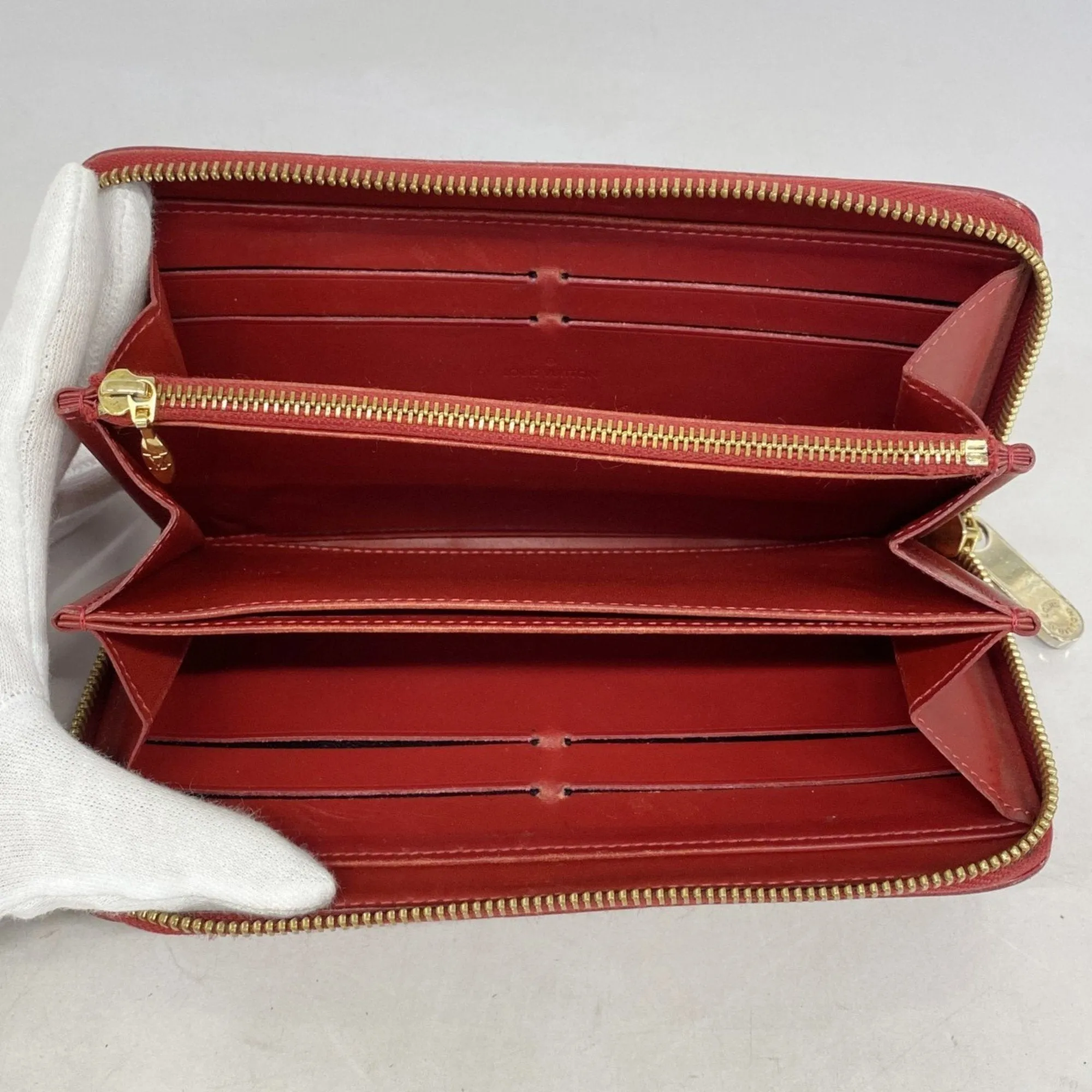 Louis Vuitton Long Wallet (Bi-Fold) (Pre-Owned)