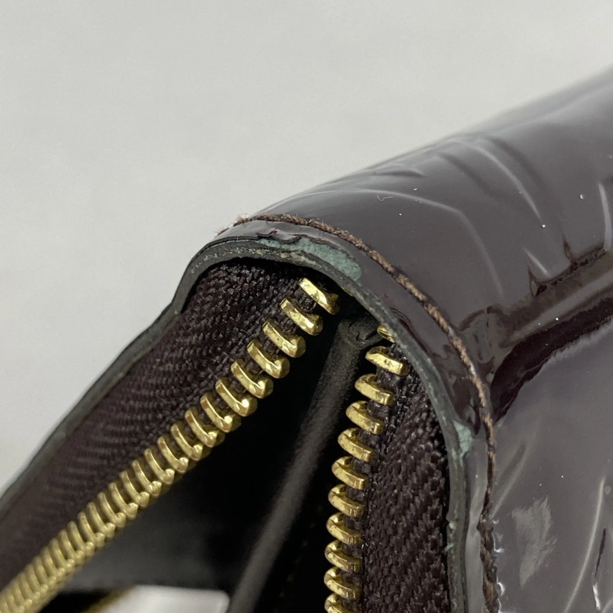 Louis Vuitton Long Wallet (Bi-Fold) (Pre-Owned)