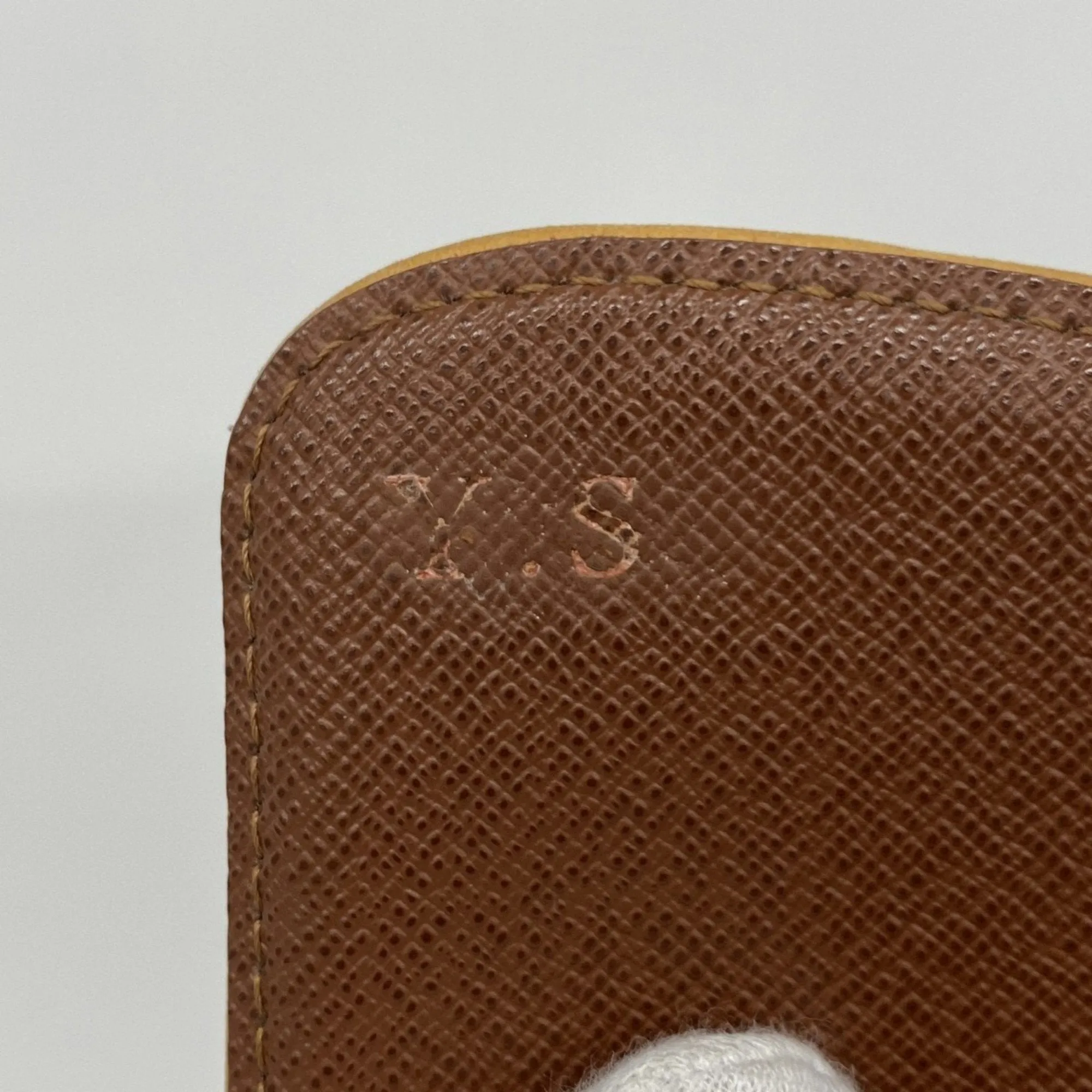 Louis Vuitton Long Wallet (Bi-Fold) (Pre-Owned)