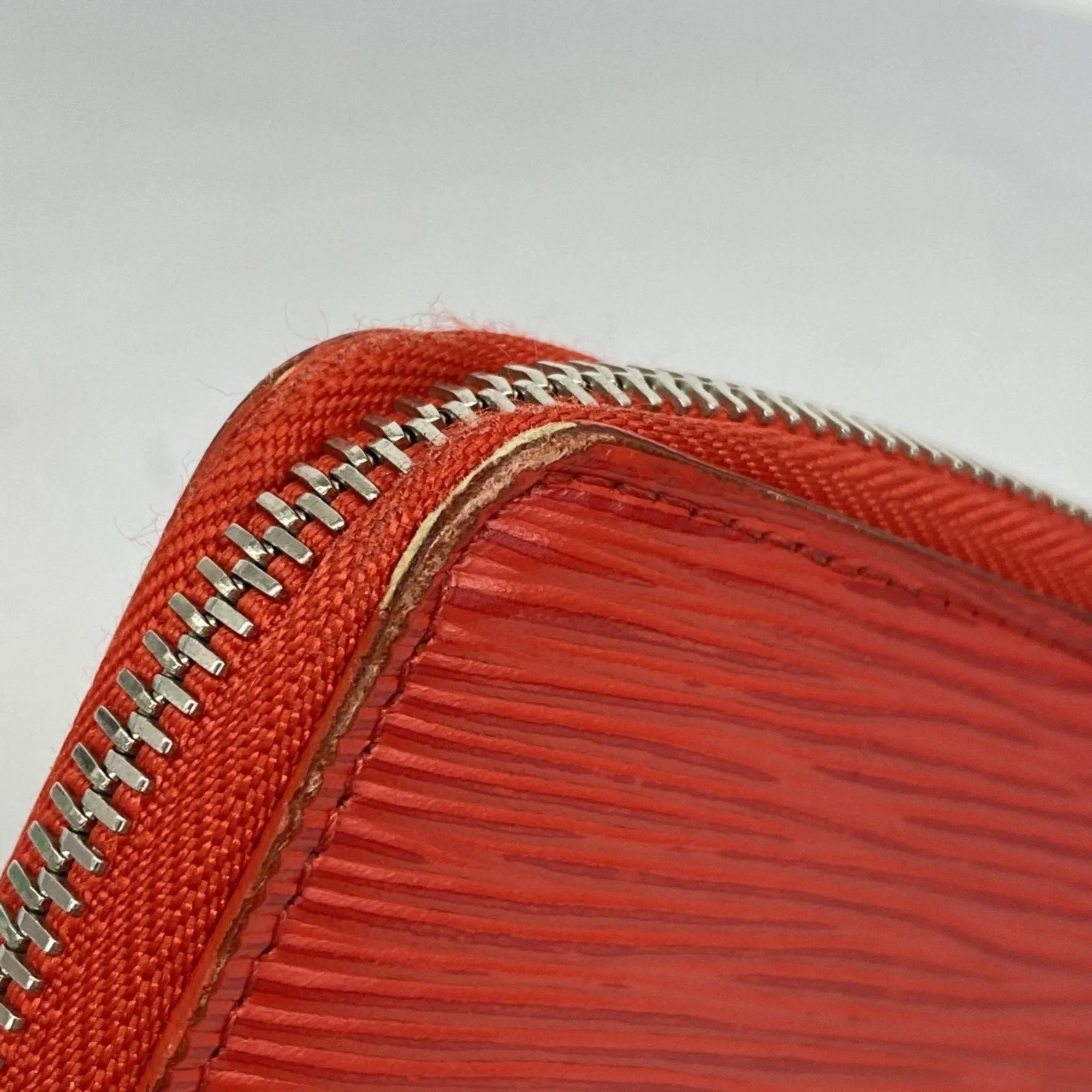 Louis Vuitton Long Wallet (Bi-Fold) (Pre-Owned)