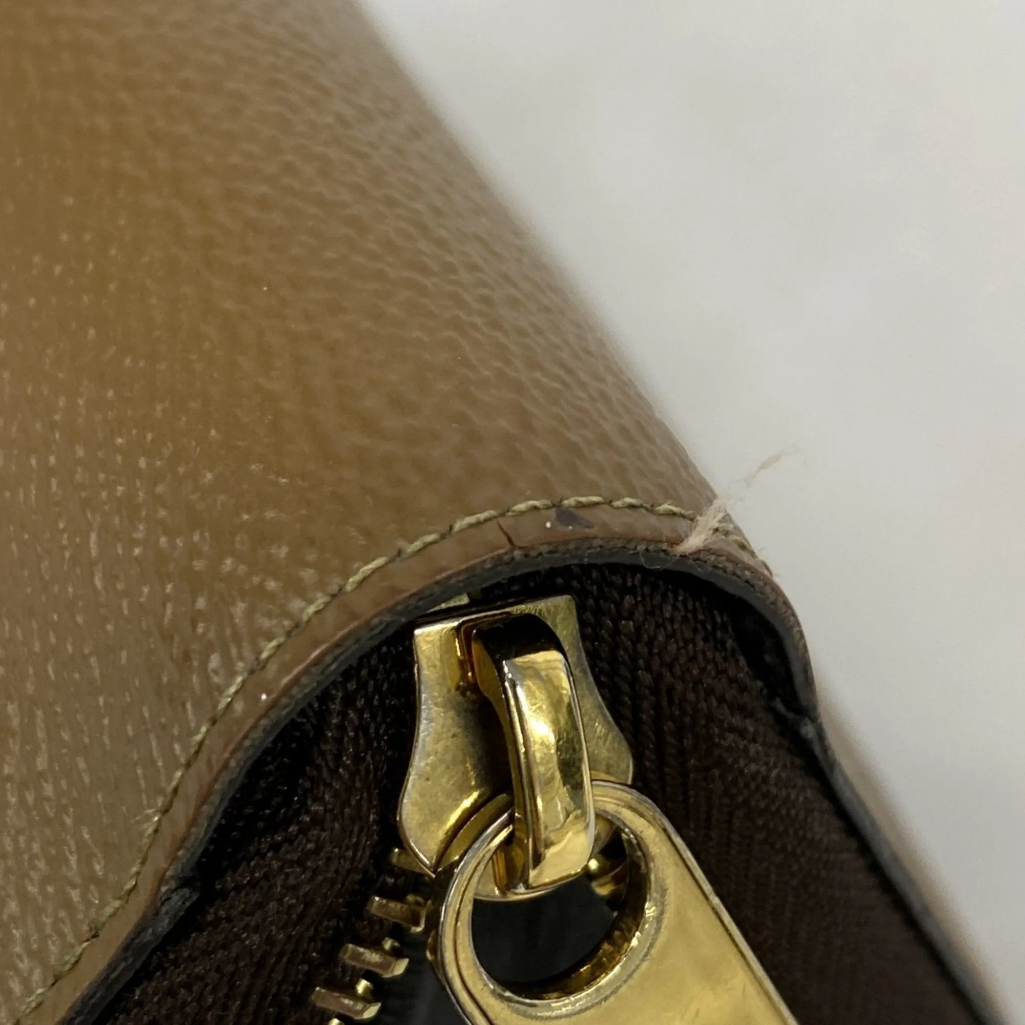 Louis Vuitton Long Wallet (Bi-Fold) (Pre-Owned)