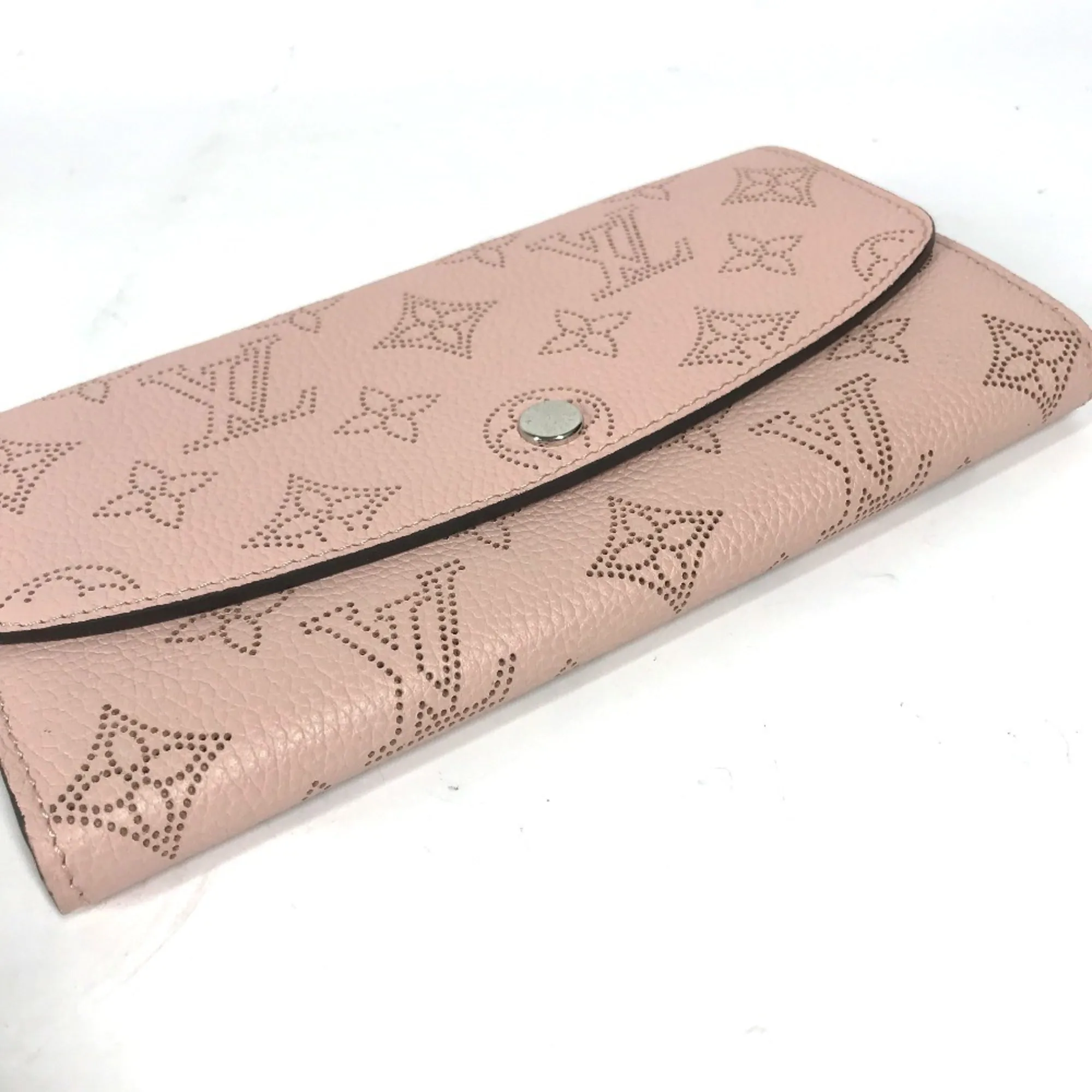 Louis Vuitton Magnolia pink Mahina Leather Long Wallet (Bi-Fold) (Pre-Owned)