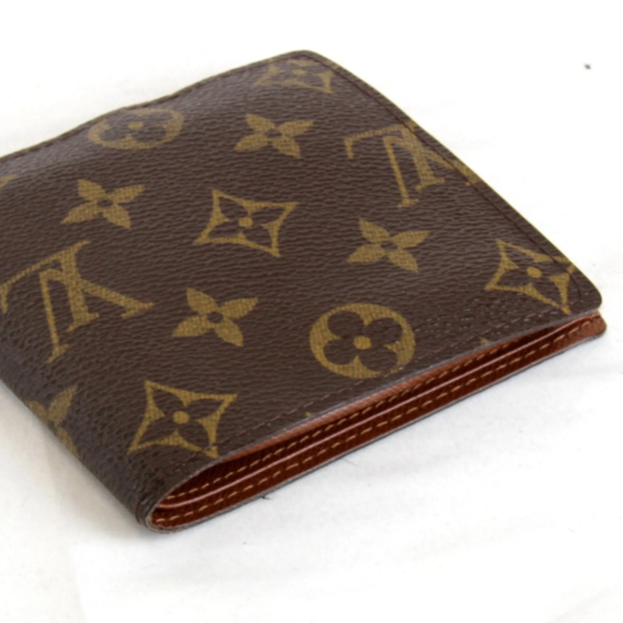Louis Vuitton Monogram Monogram Wallet (Bi-Fold) (Pre-Owned)