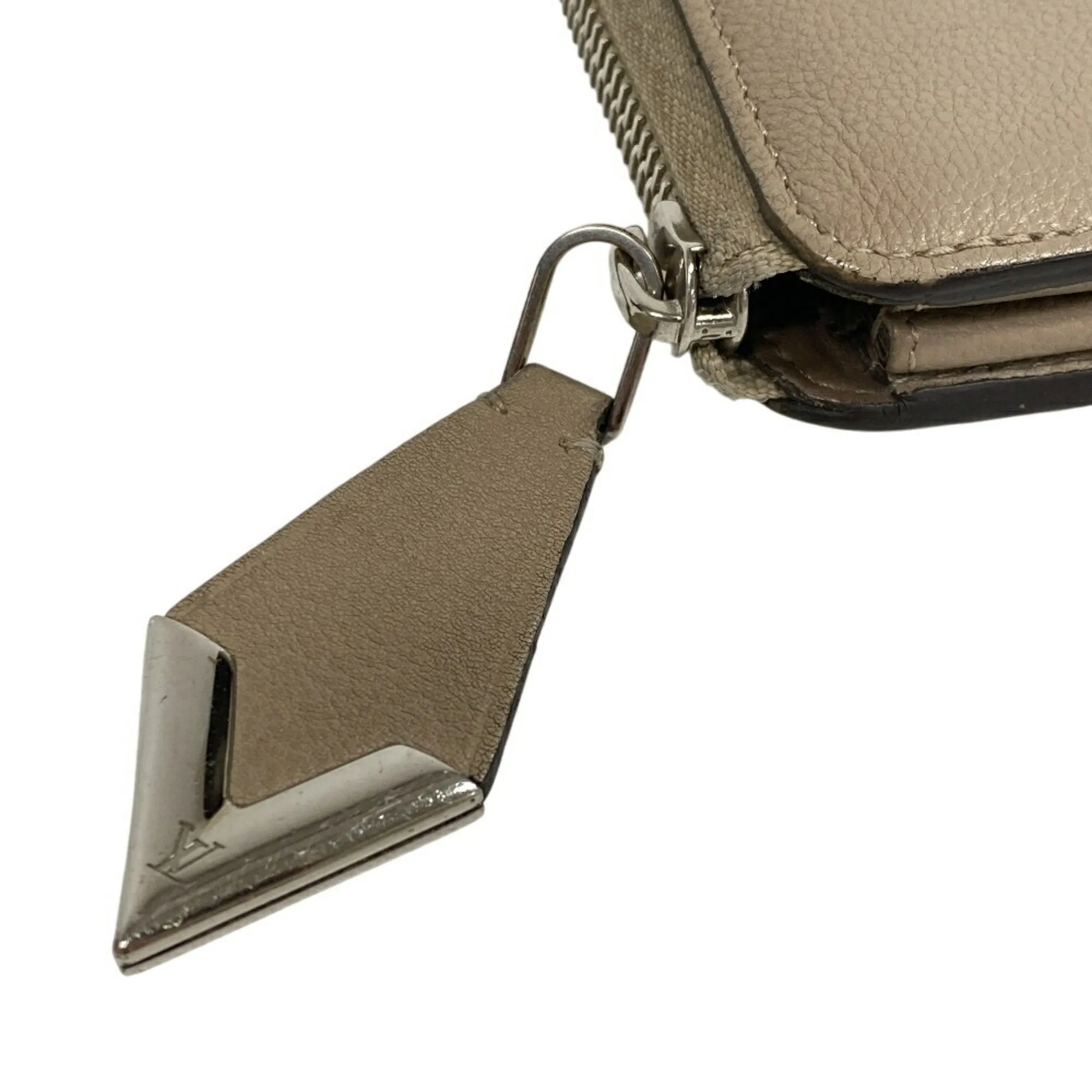Louis Vuitton Parnassea Leather Long Wallet (Bi-Fold) (Pre-Owned)