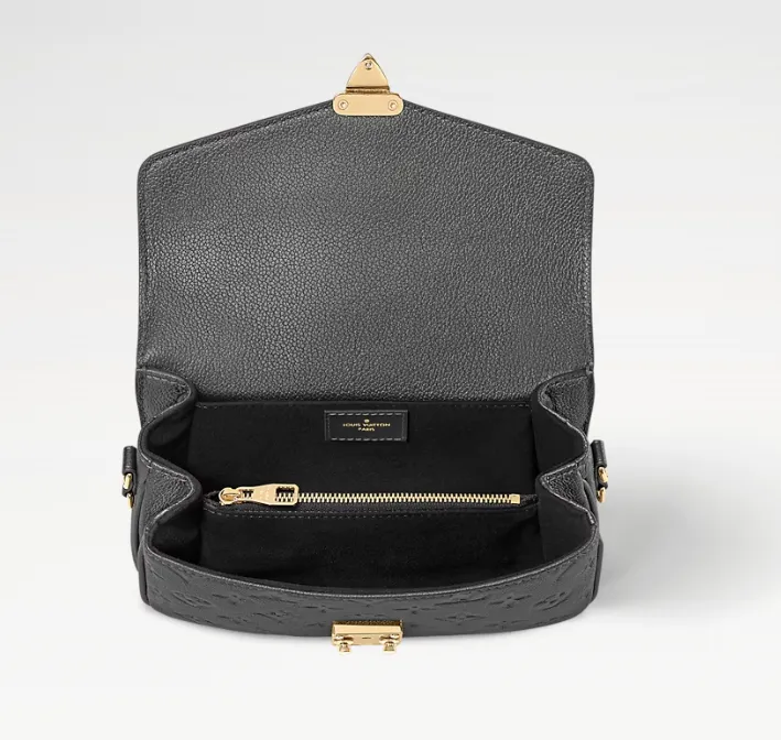 louis vuitton  Pochette Mtis East West