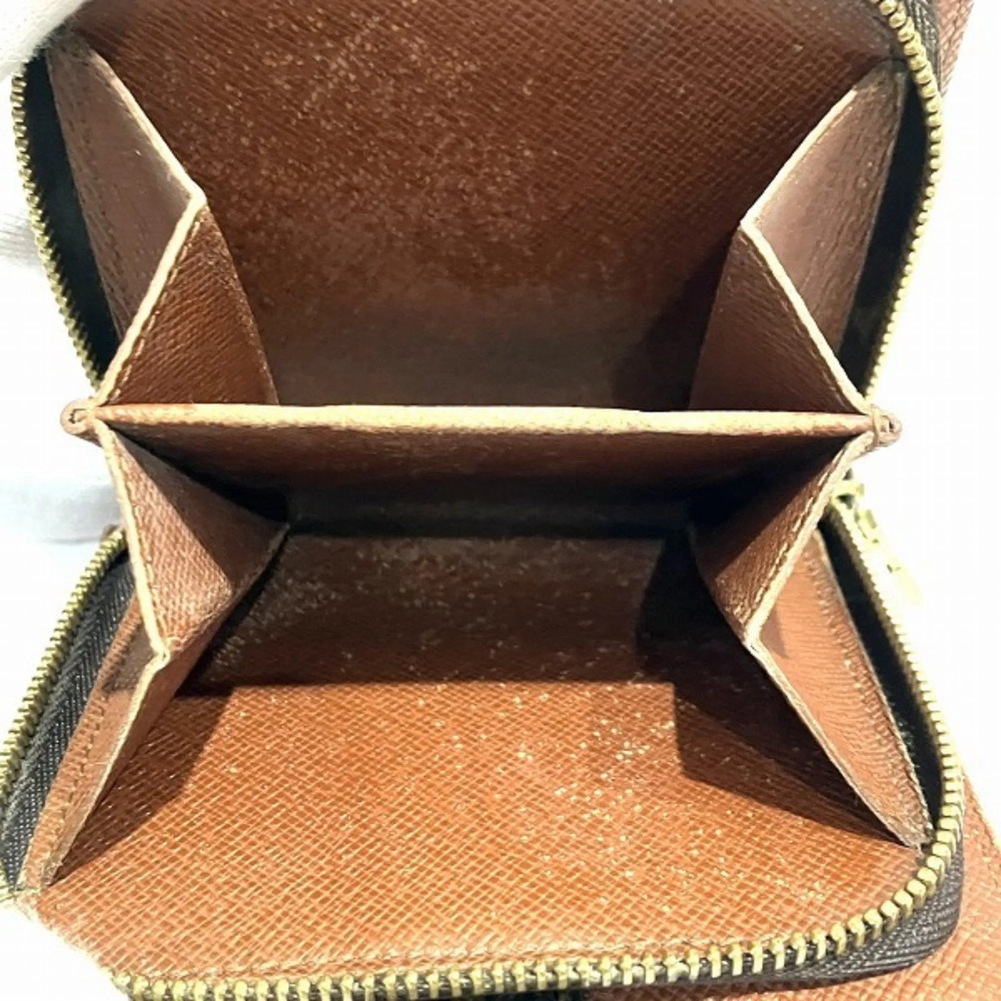 Louis Vuitton Wallet (Bi-Fold) (Pre-Owned)