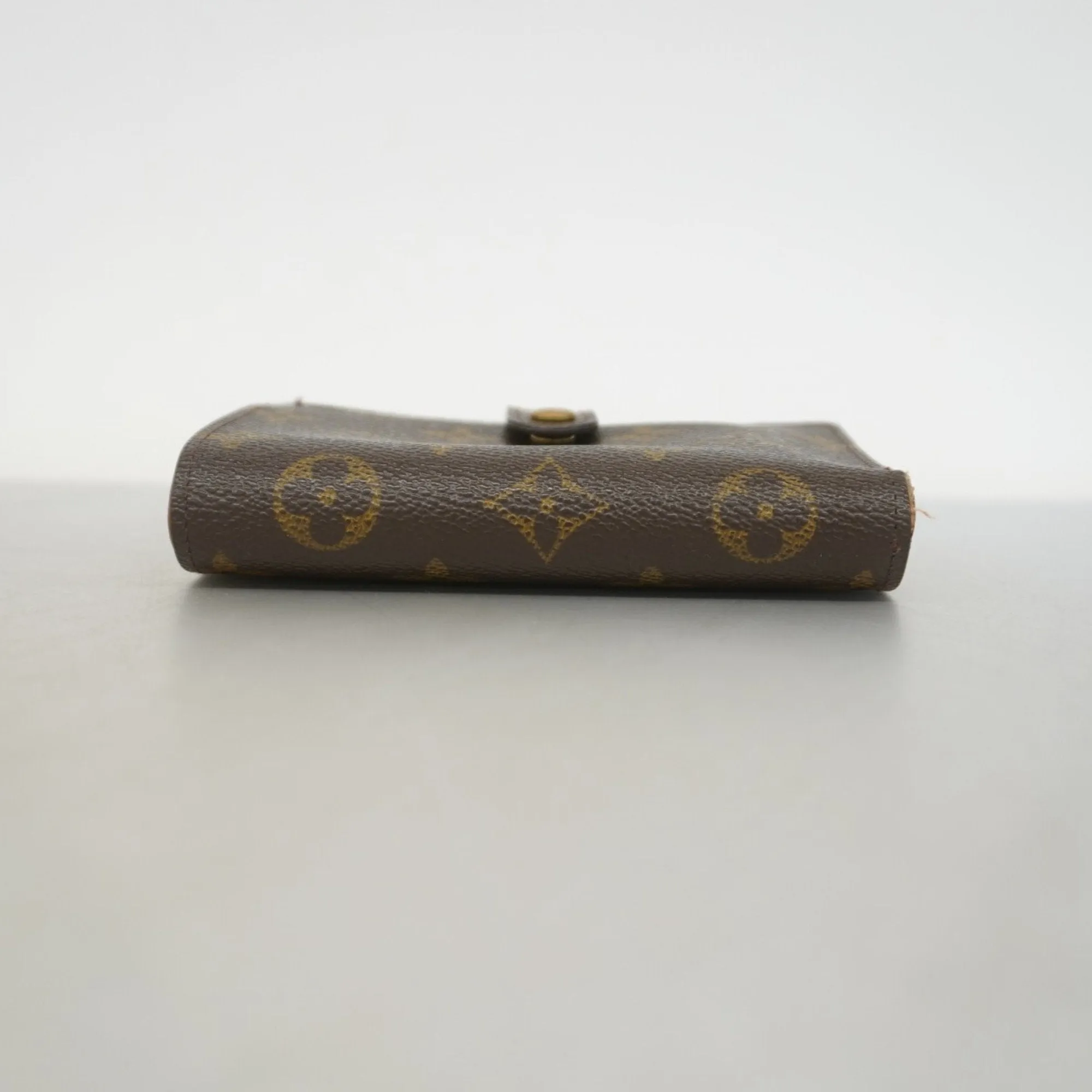 Louis Vuitton Wallet (Bi-Fold) (Pre-Owned)