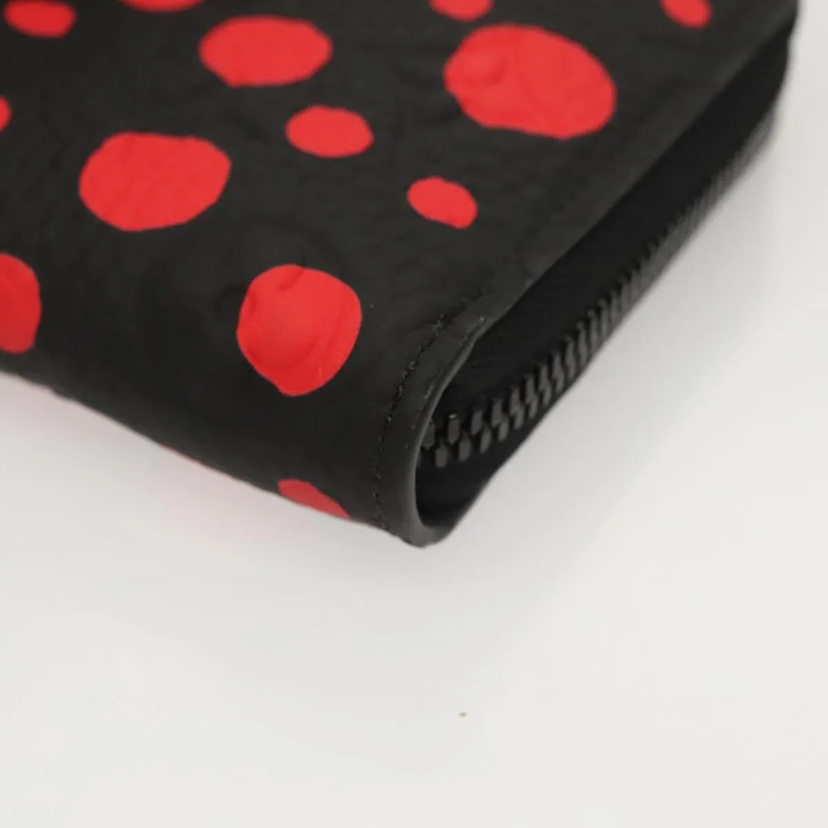 Louis Vuitton Zippy Wallet Vertical Leather Wallet (Pre-Owned)