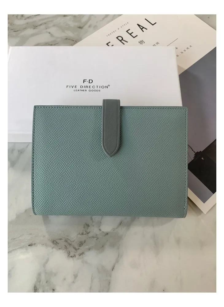 Minimalist Women Green Vegan Leather Slim Card Wallet Billfold Passport Wallet Slim Travel Wallet For Women