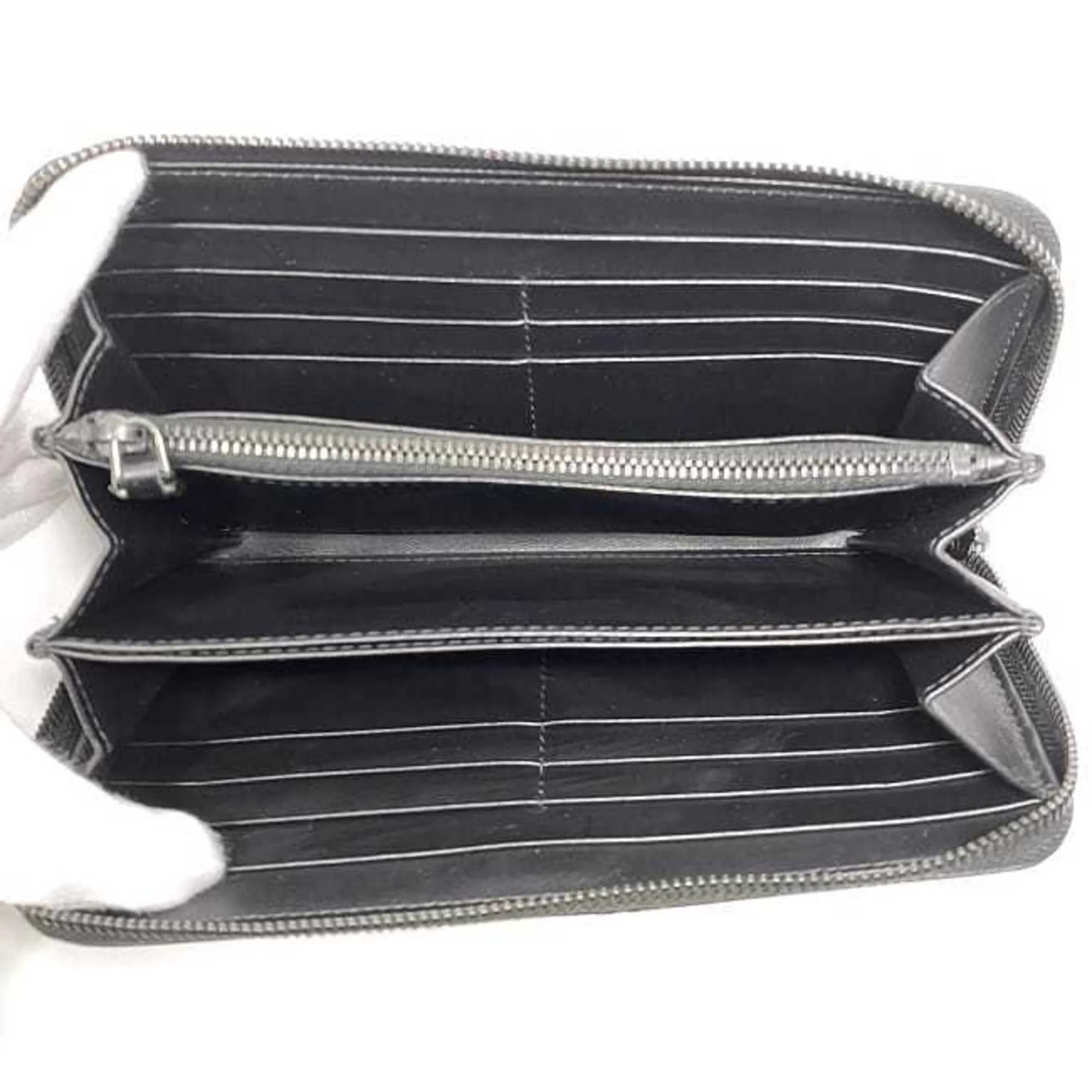 Prada  Leather Long Wallet (Bi-Fold) (Pre-Owned)