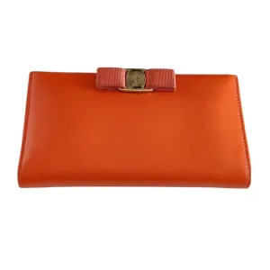 Salvatore Ferragamo Vara Leather Chain/Shoulder Wallet (Pre-Owned)