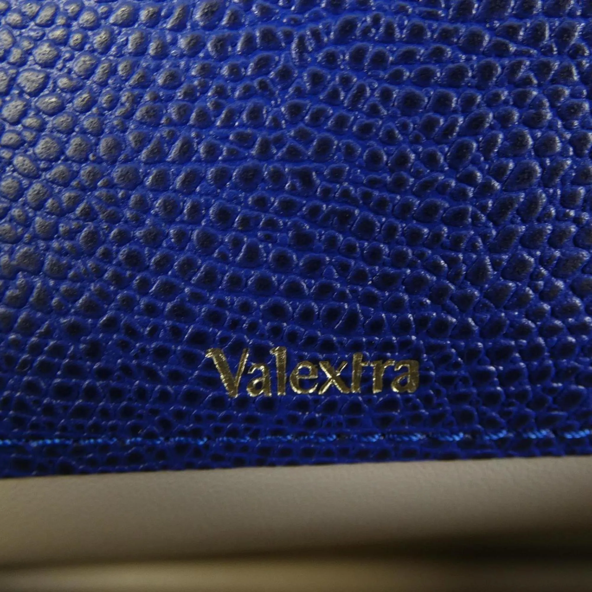 Valextra Long Wallet (Bi-Fold) (Pre-Owned)
