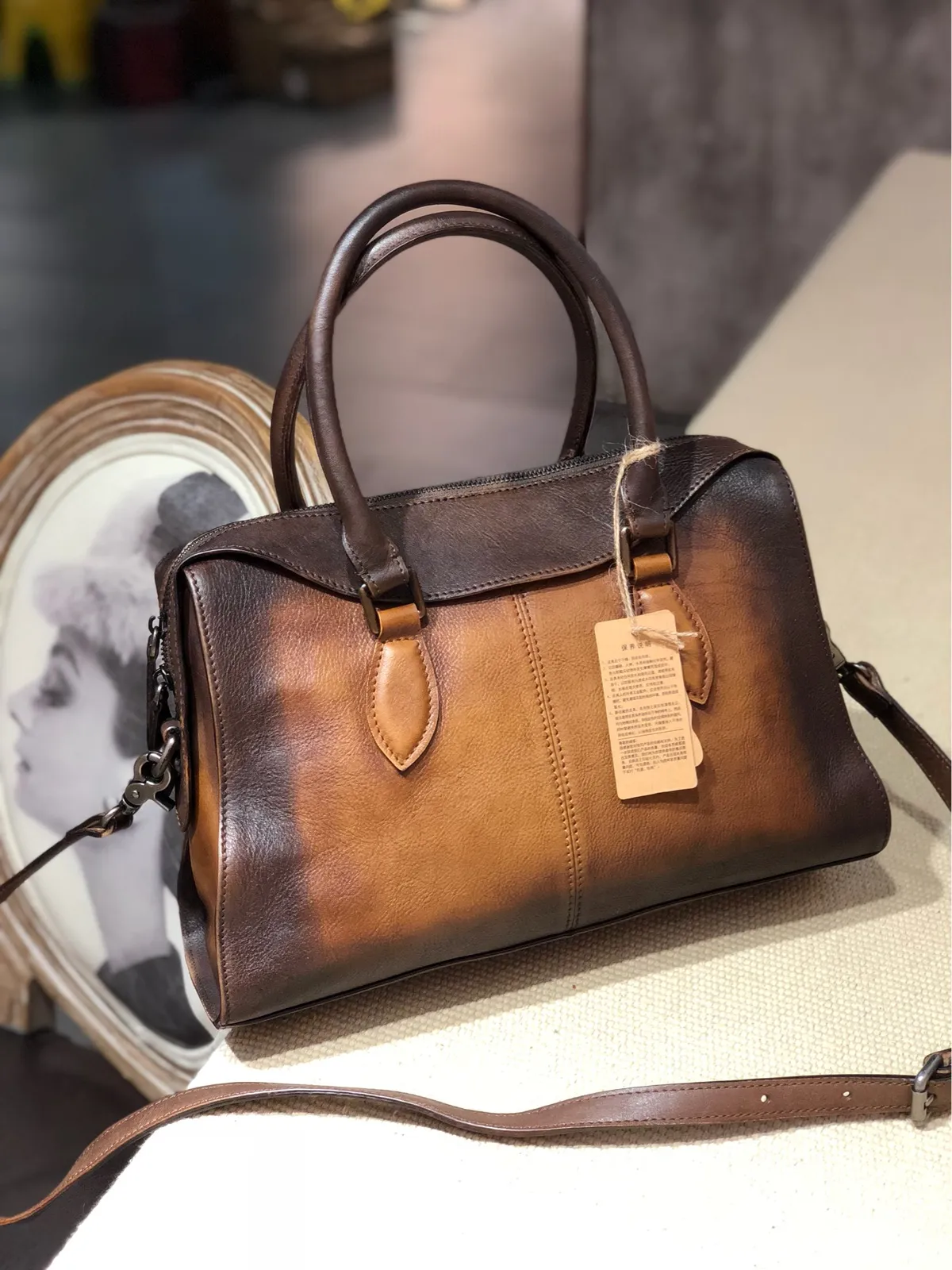 Vintage Womens Tan Leather Handbag Purses Brown Shoulder Handbag Purse Vintage Style Handbags for Ladies