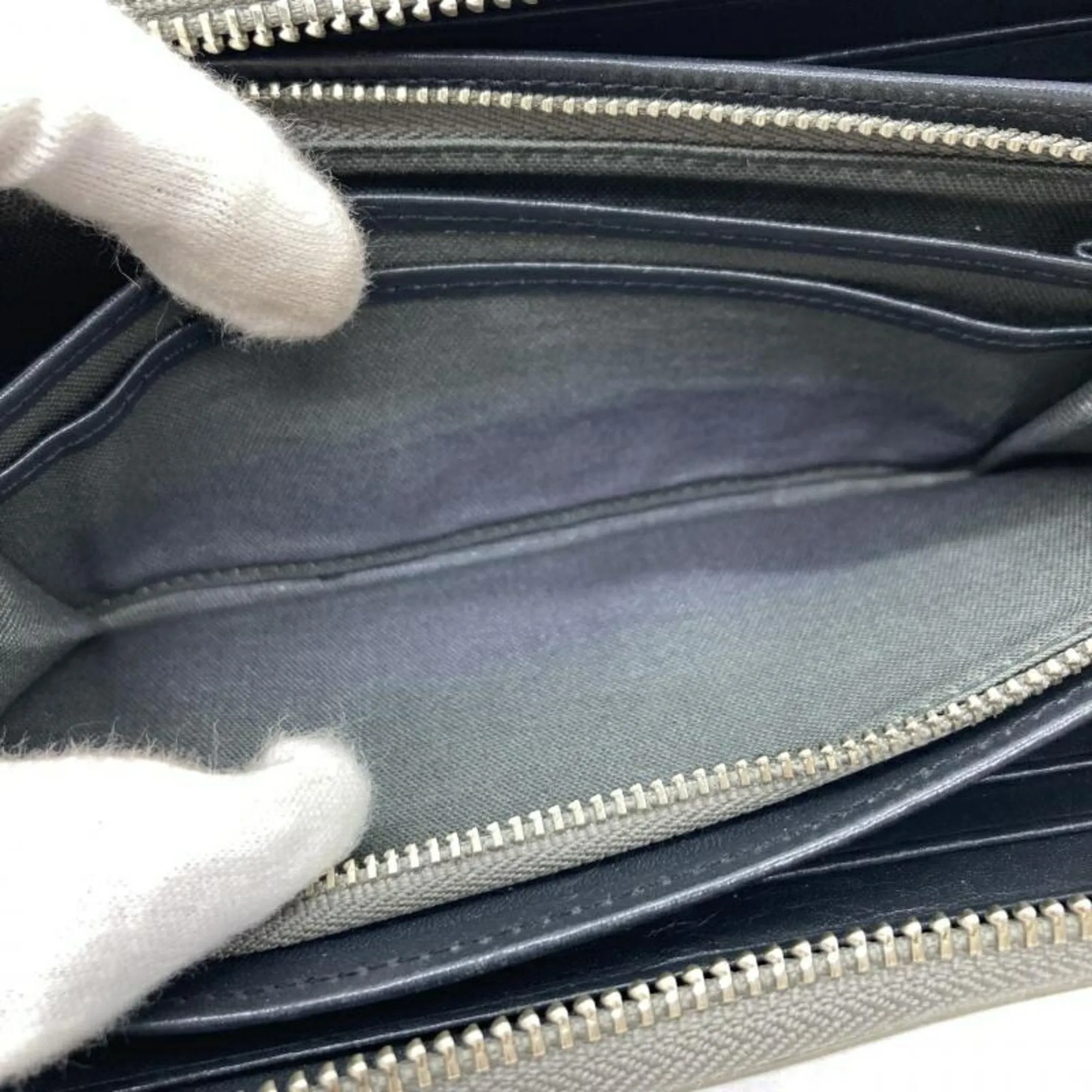 Vivienne Westwood Long Wallet (Bi-Fold) (Pre-Owned)
