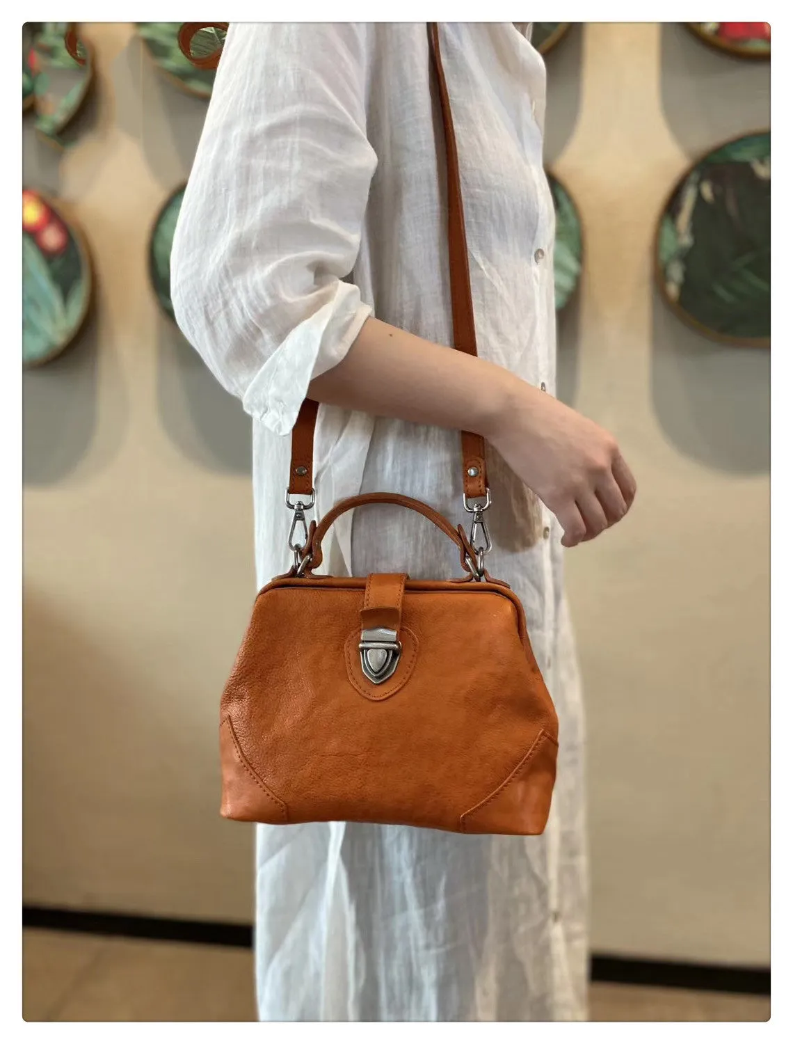 Womens Tan Leather Doctor Handbag Purse Vintage Handmade Doctor Shoulder Bag for Women