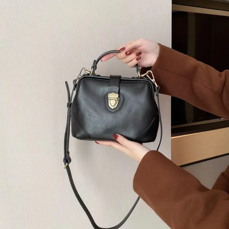 Womens Tan Leather Doctor Handbag Purse Vintage Handmade Doctor Shoulder Bag for Women
