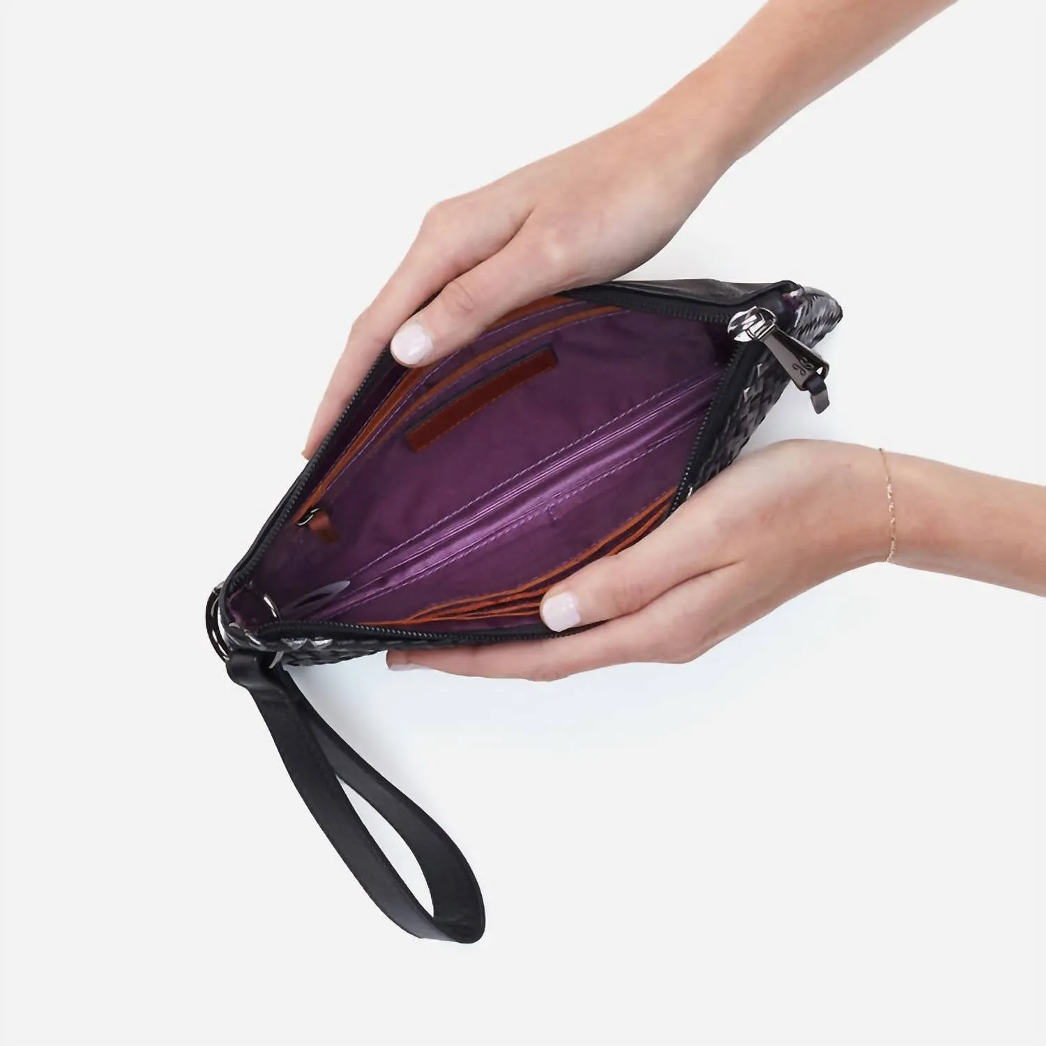 Women's Vida Wristlet Wallet In Black Metallic Woven